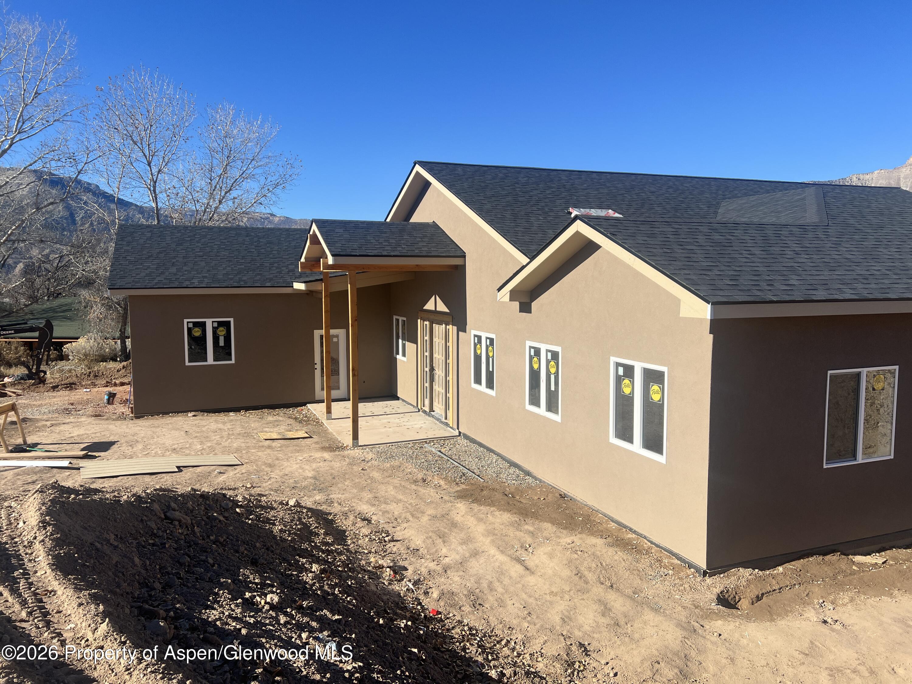 44 Roan Creek Place Property Photo 3