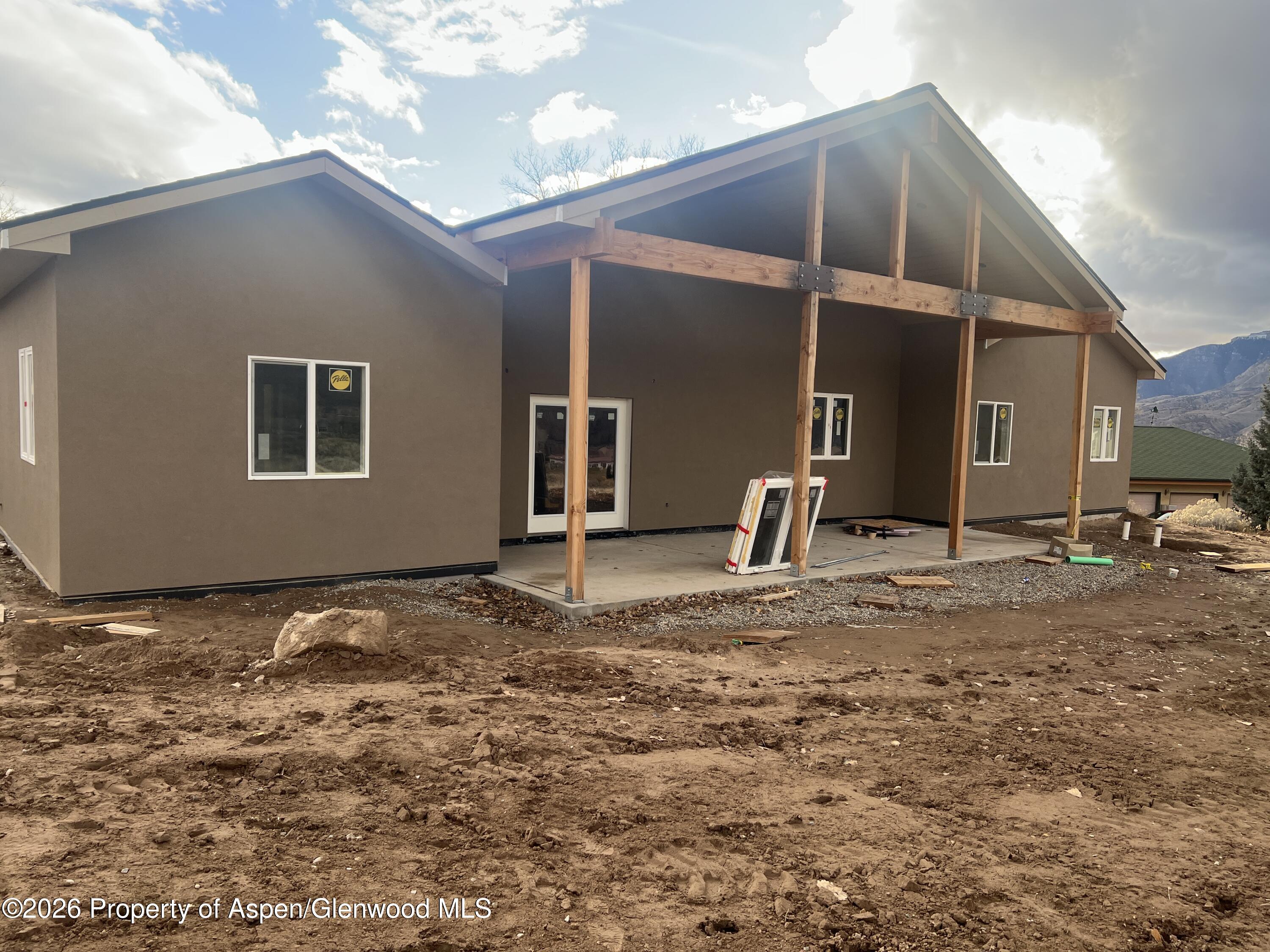 44 Roan Creek Place Property Photo 4