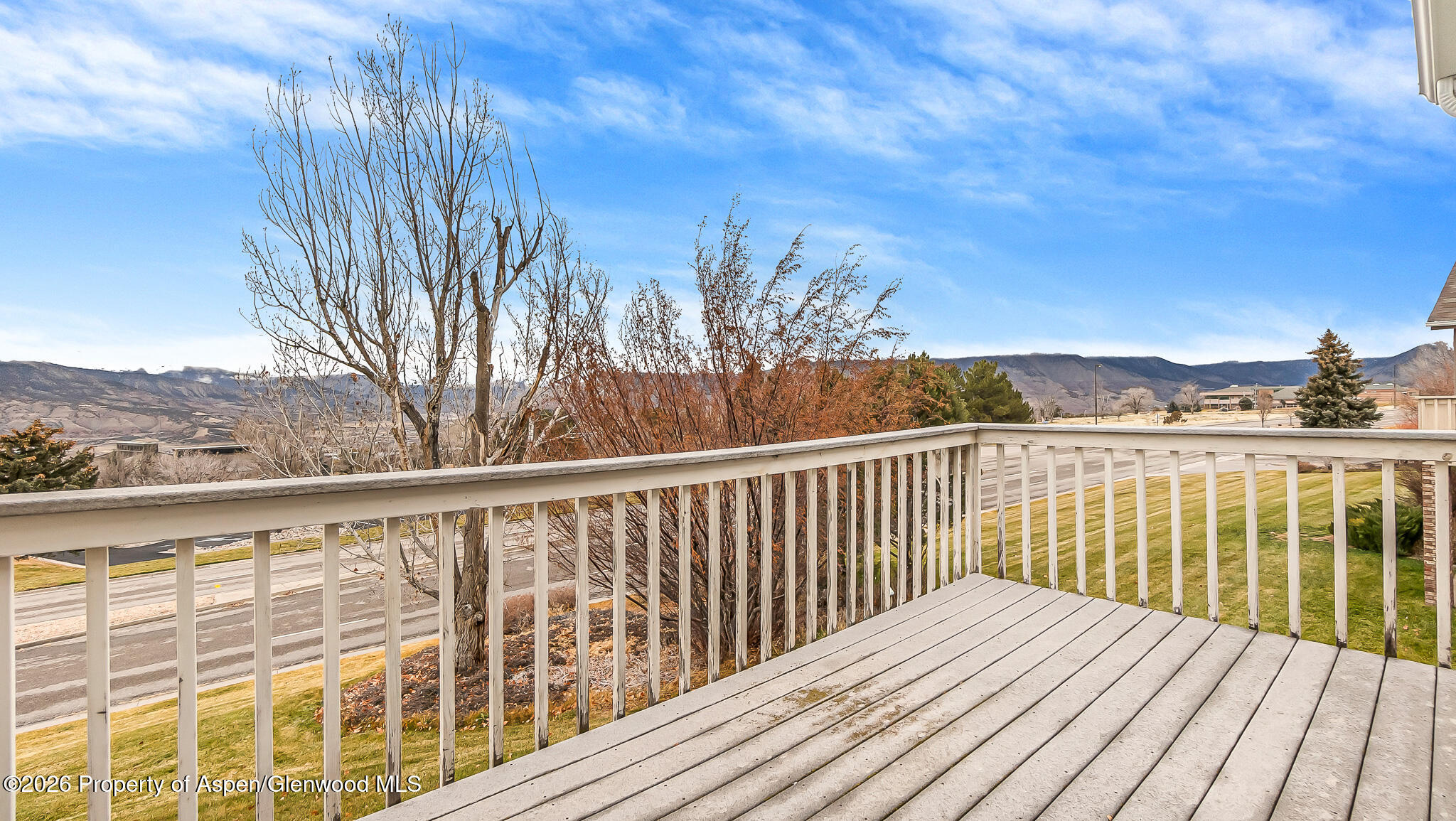 12 W Ridge Court Property Photo 27