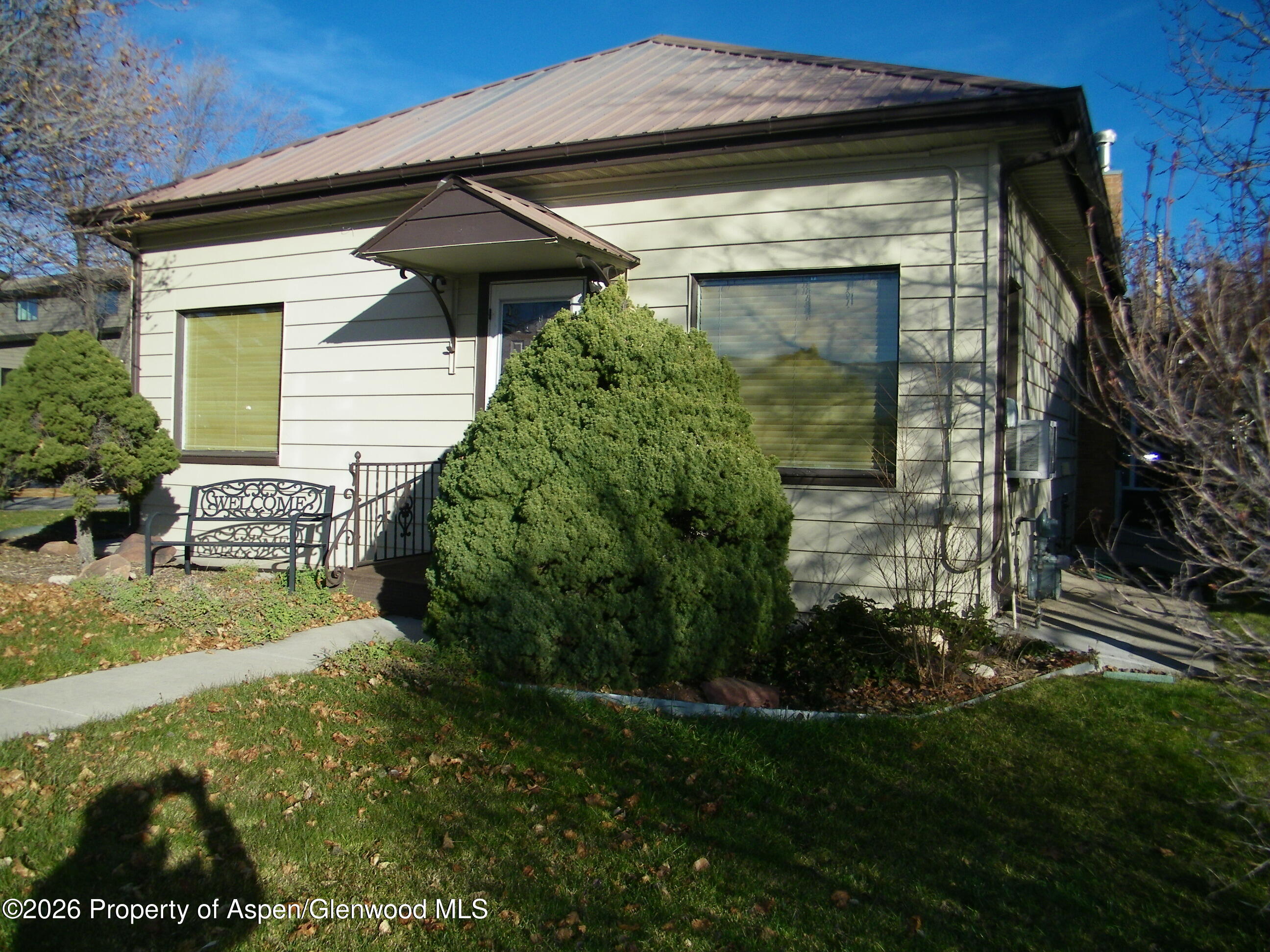 758 Railroad Avenue Property Photo 3