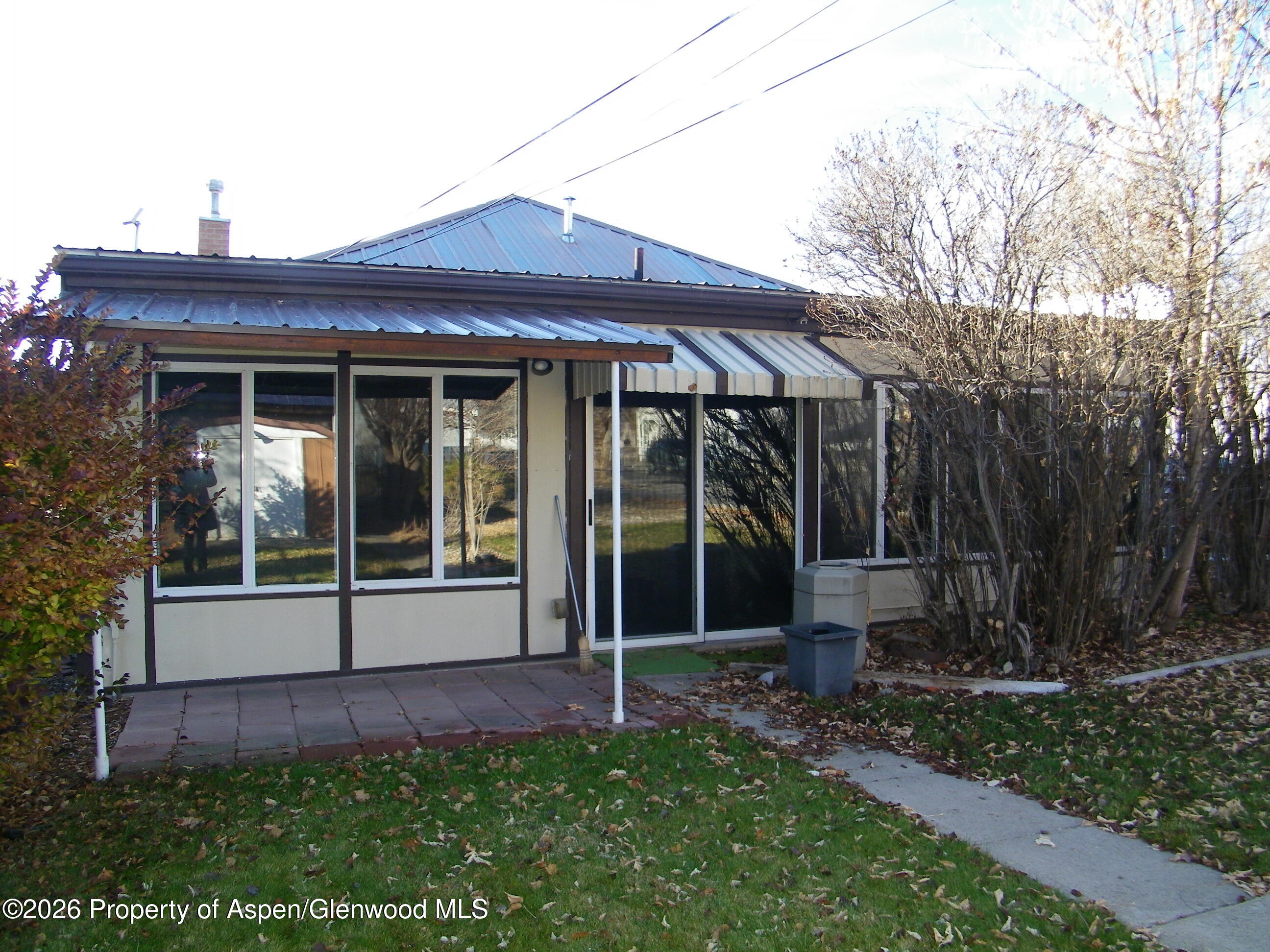 758 Railroad Avenue Property Photo 6