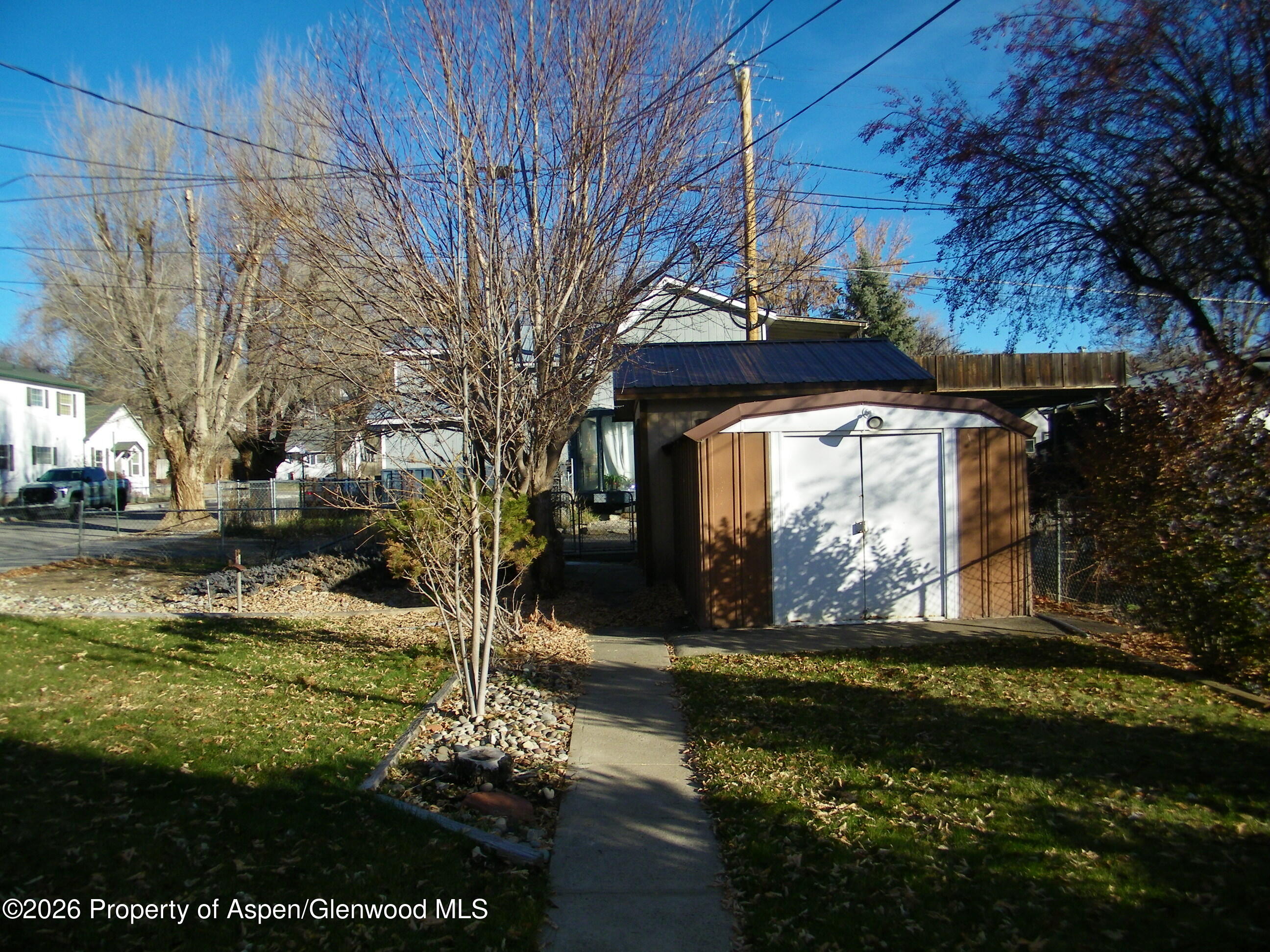 758 Railroad Avenue Property Photo 9