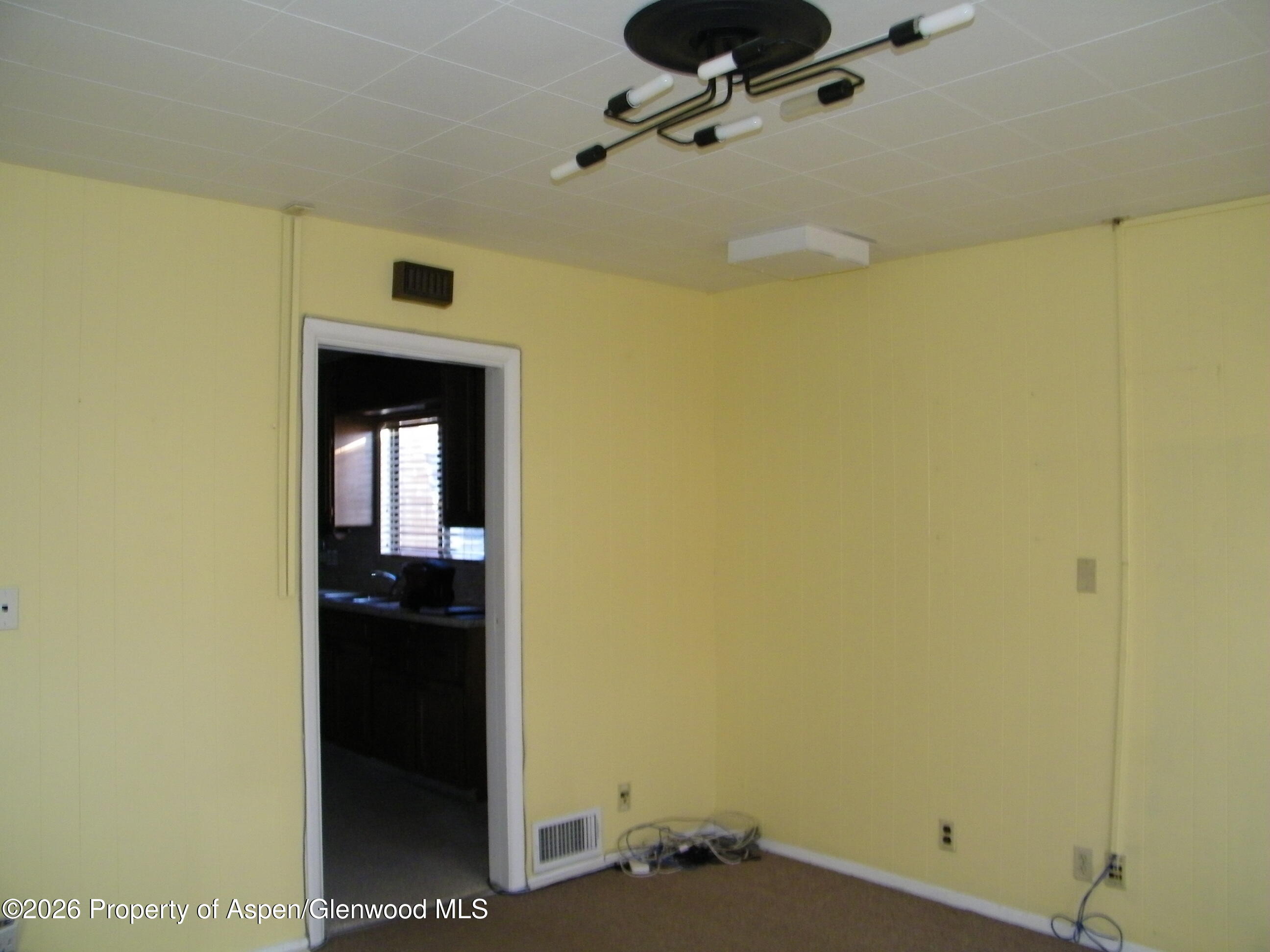 758 Railroad Avenue Property Photo 10