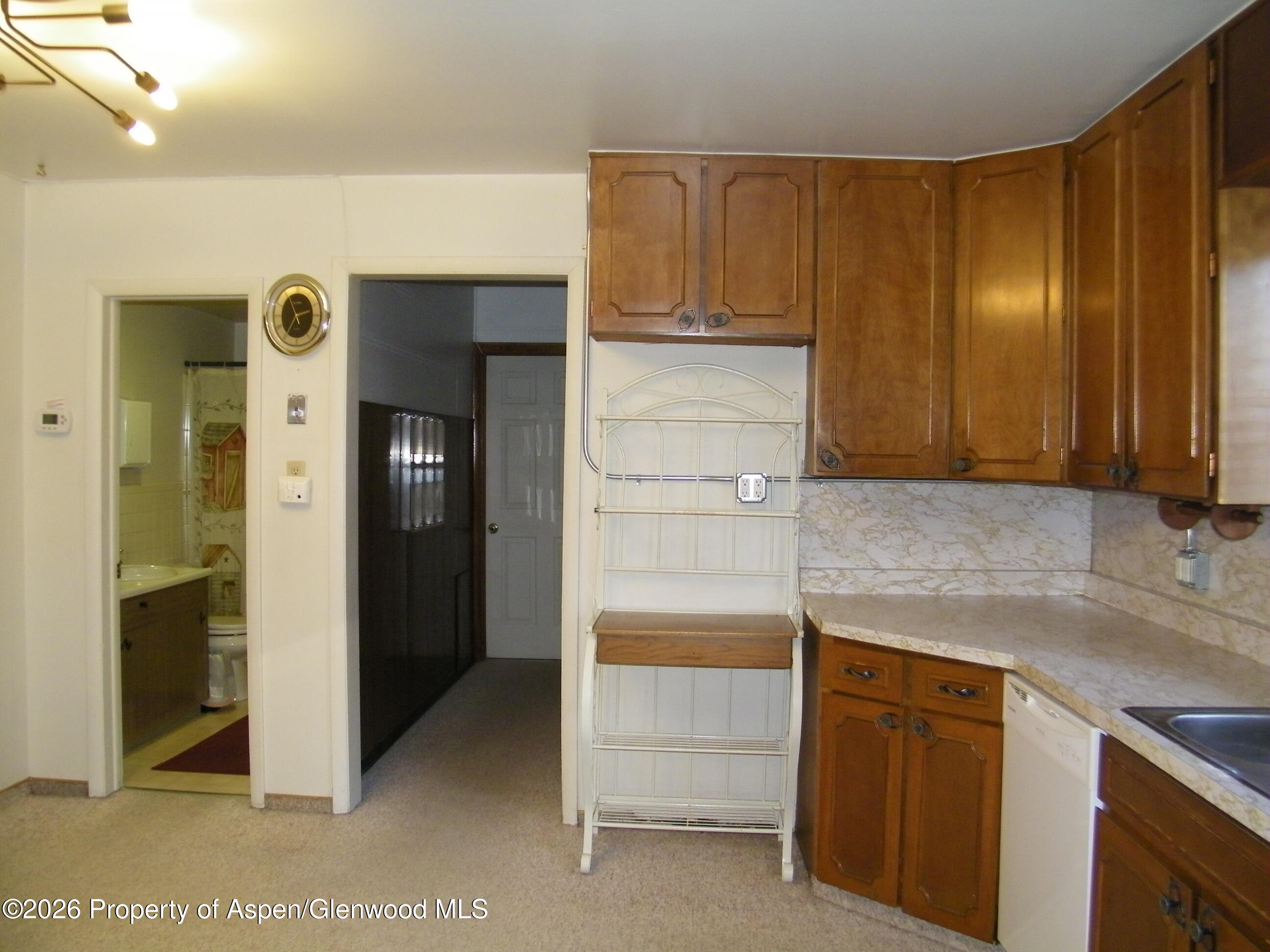 758 Railroad Avenue Property Photo 14