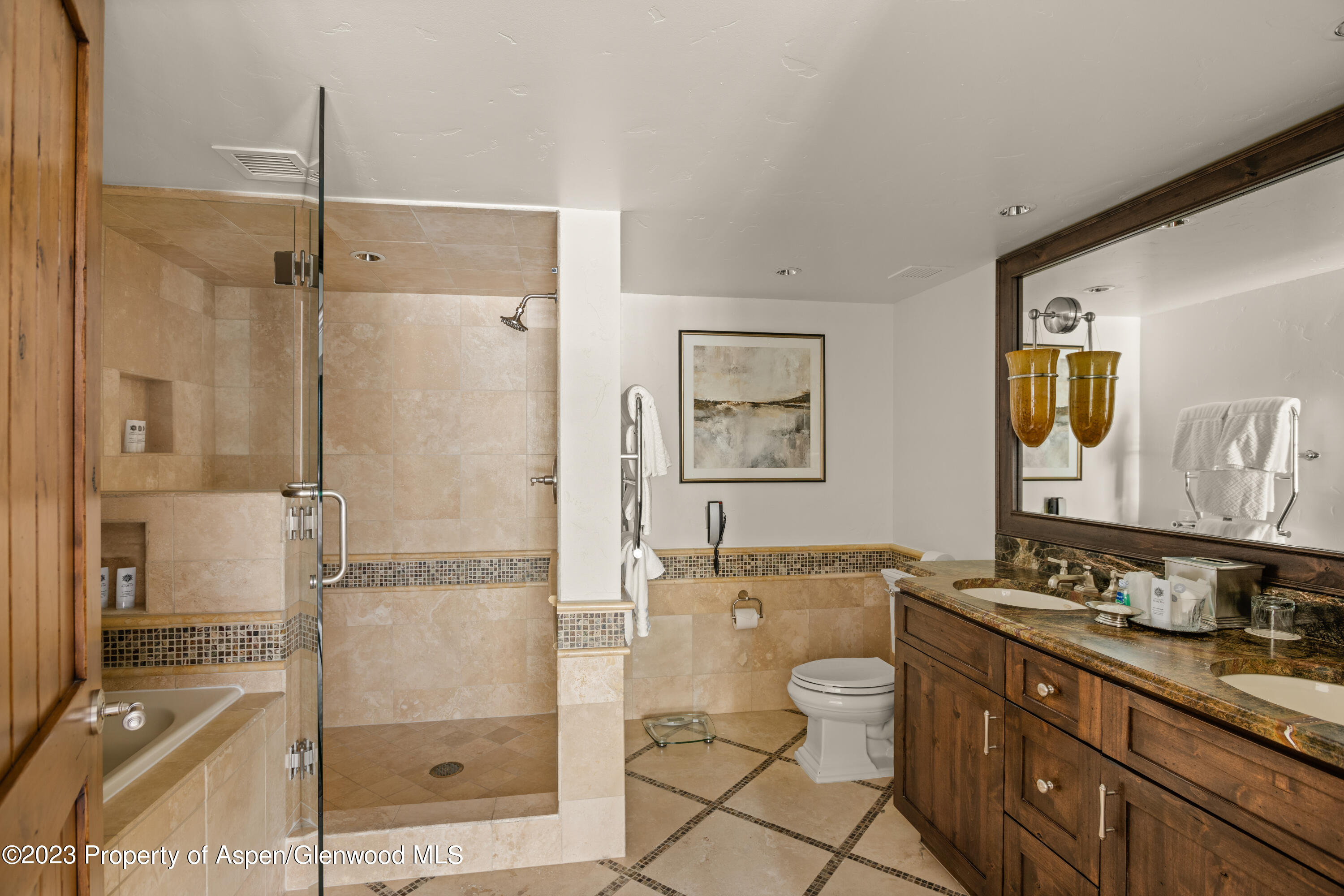 315 E Dean Street B62 Property Photo 11