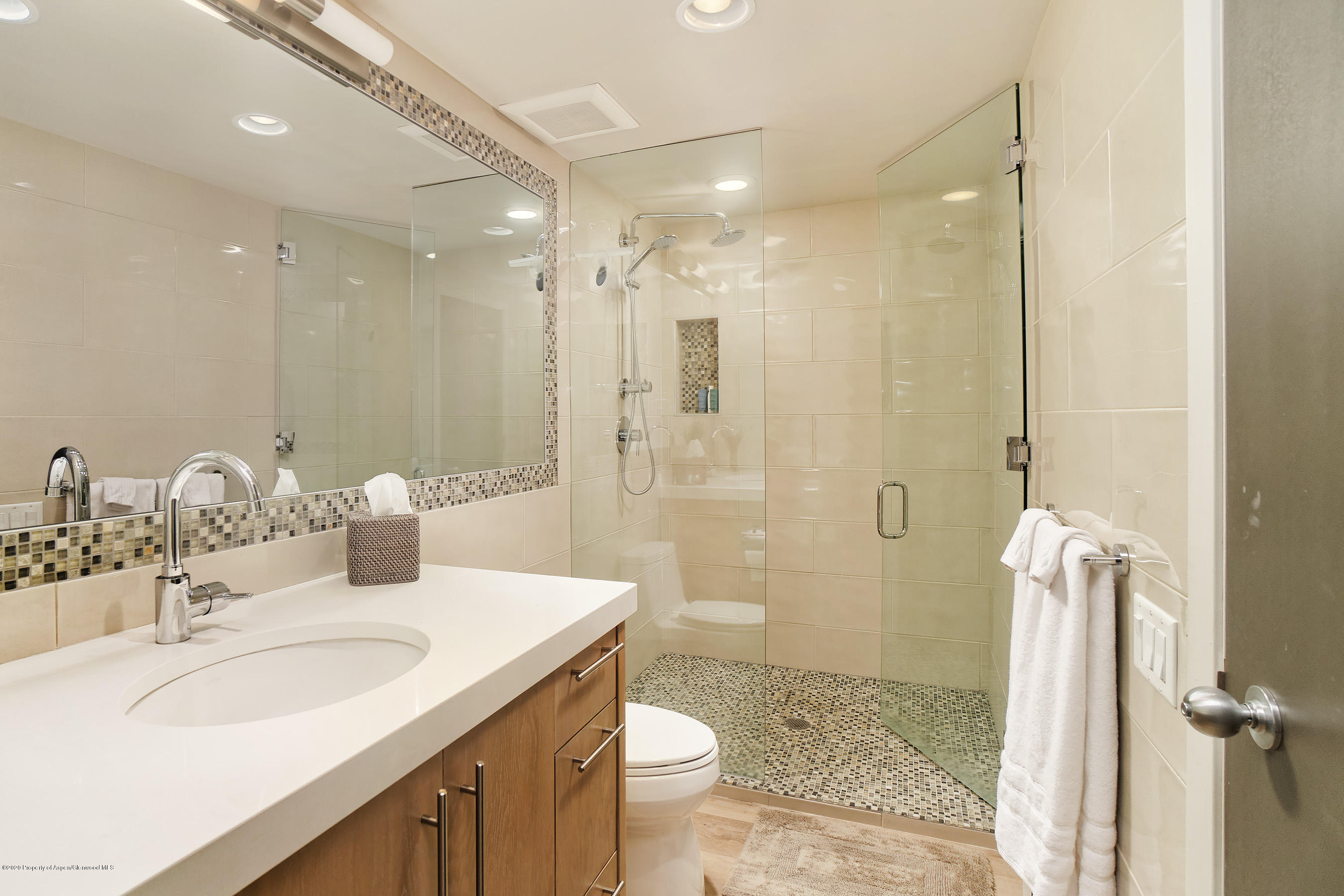 810 Ridge Road #6 Property Photo 10