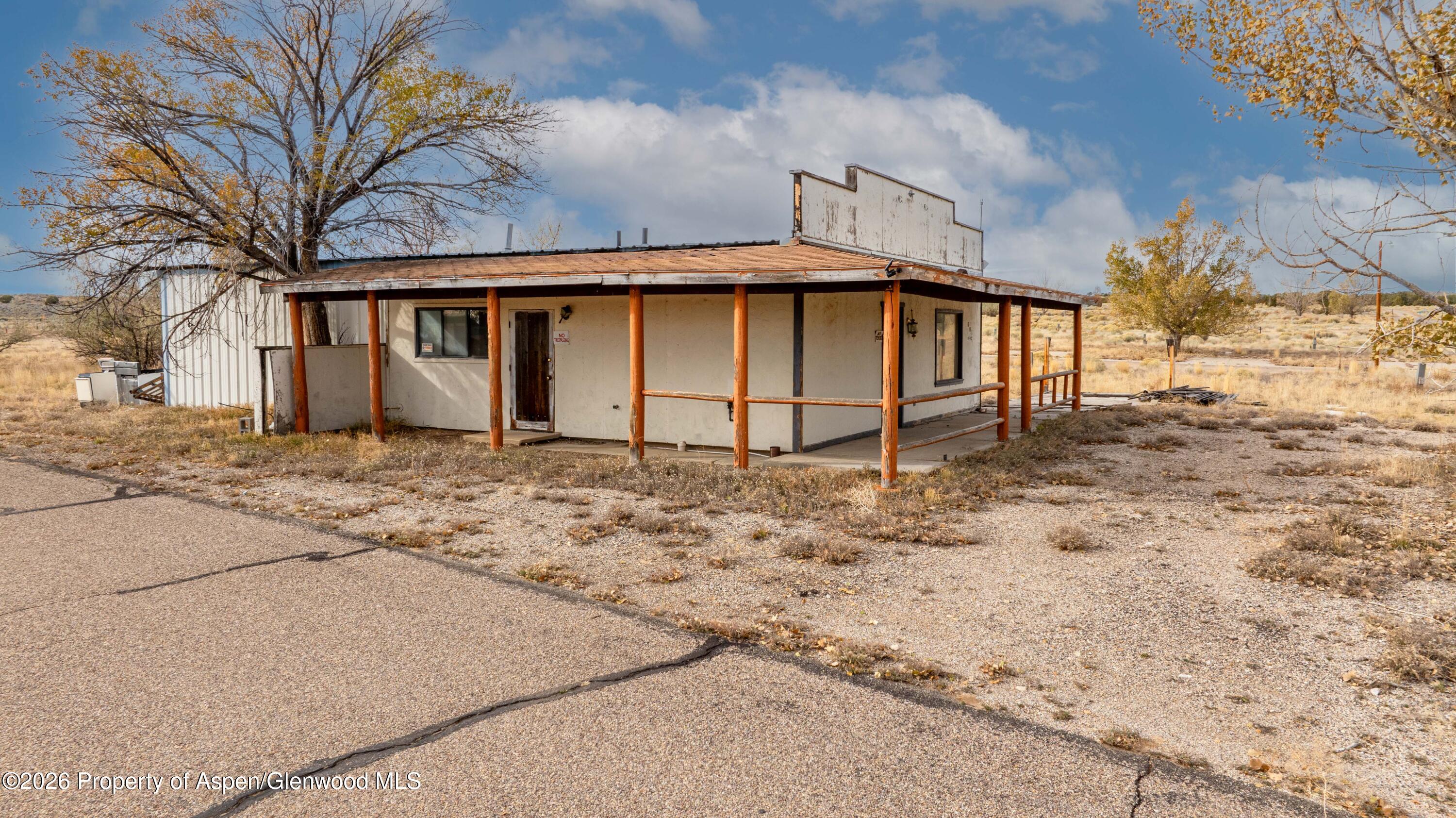 801 Blue Mountain Avenue Property Photo 3