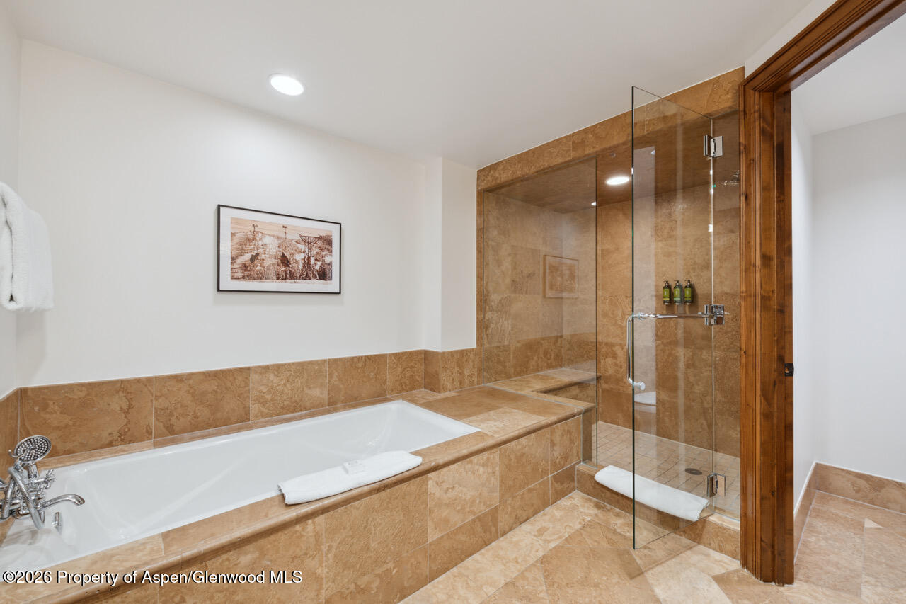 415 E Dean St., Unit 33 Property Photo 16