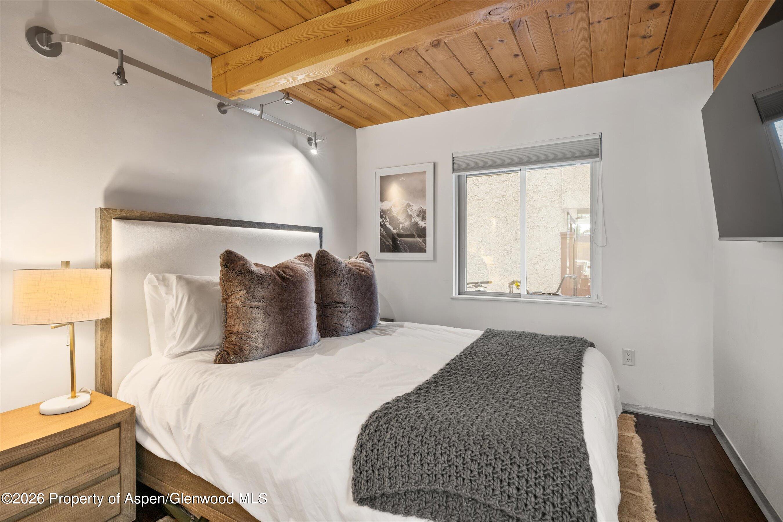 1024 E Cooper Avenue 3a Property Photo 12