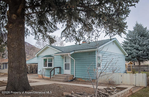 108 Park Drive Property Photo 1