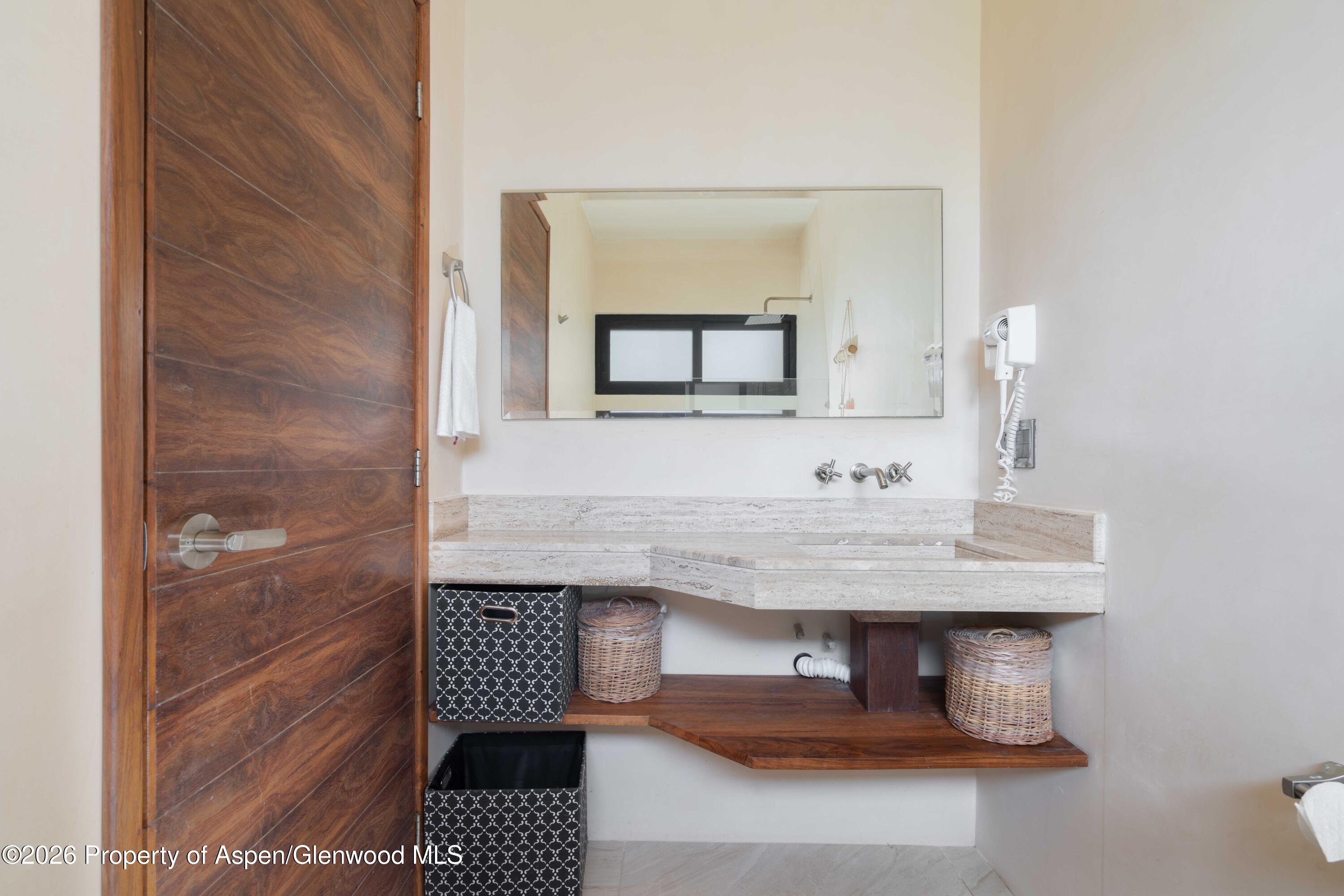 0002 C. 3 Sur Ph3 Property Photo 8