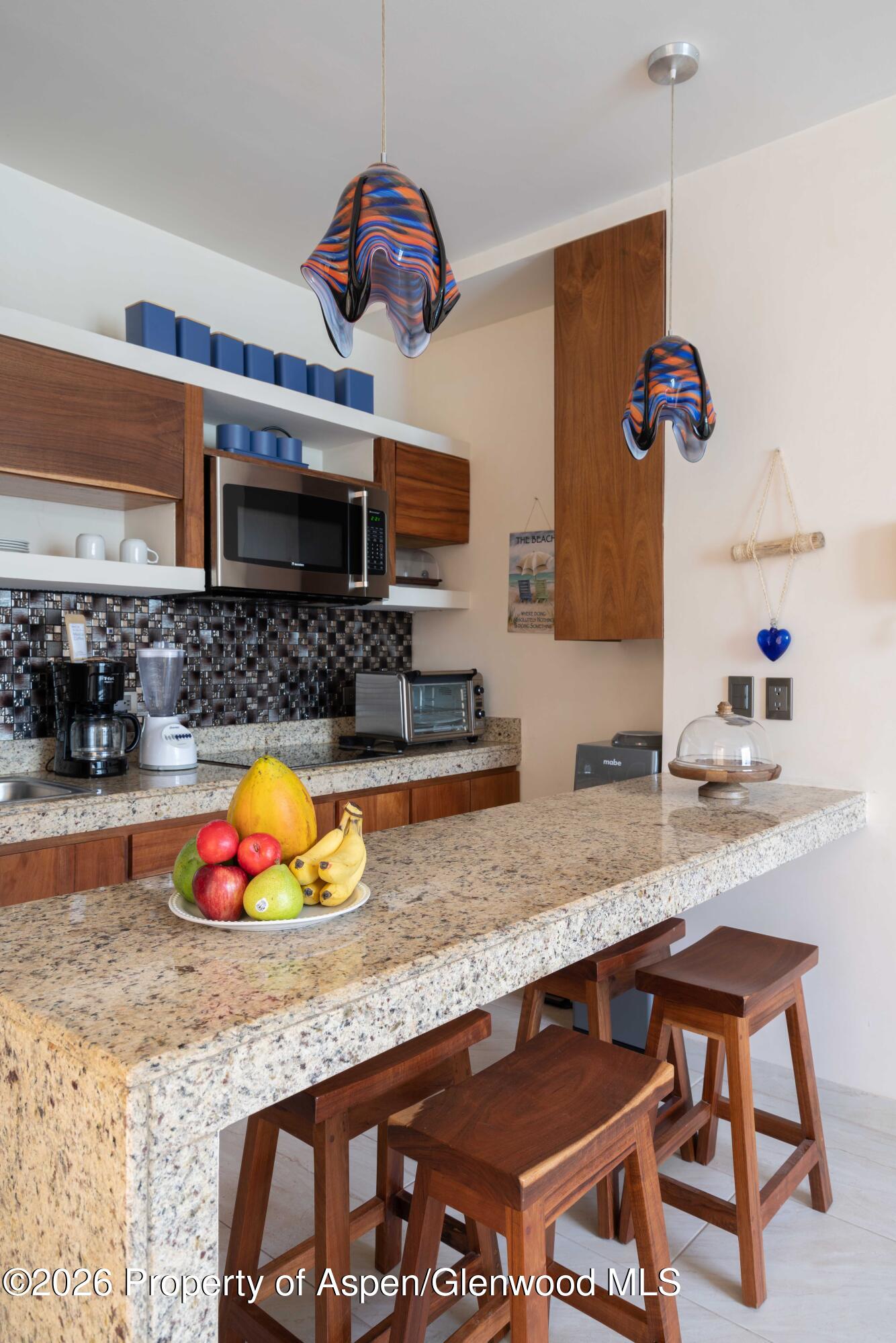 0002 C. 3 Sur Ph3 Property Photo 13