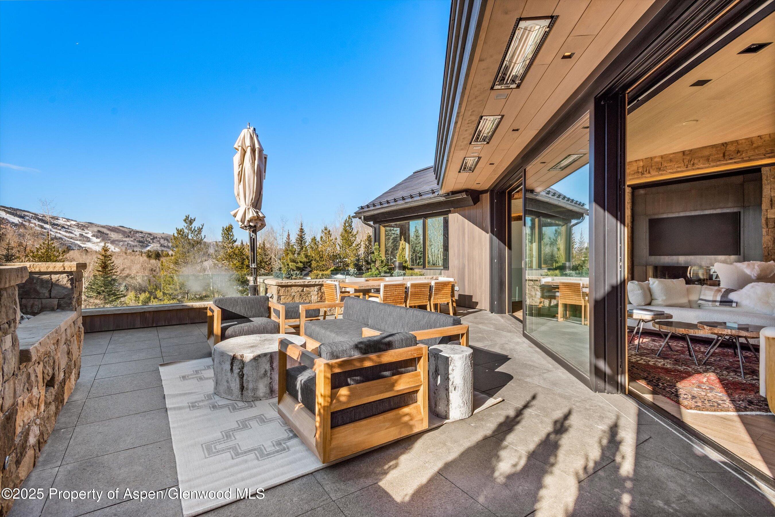 549 Walnut Street Property Photo 10