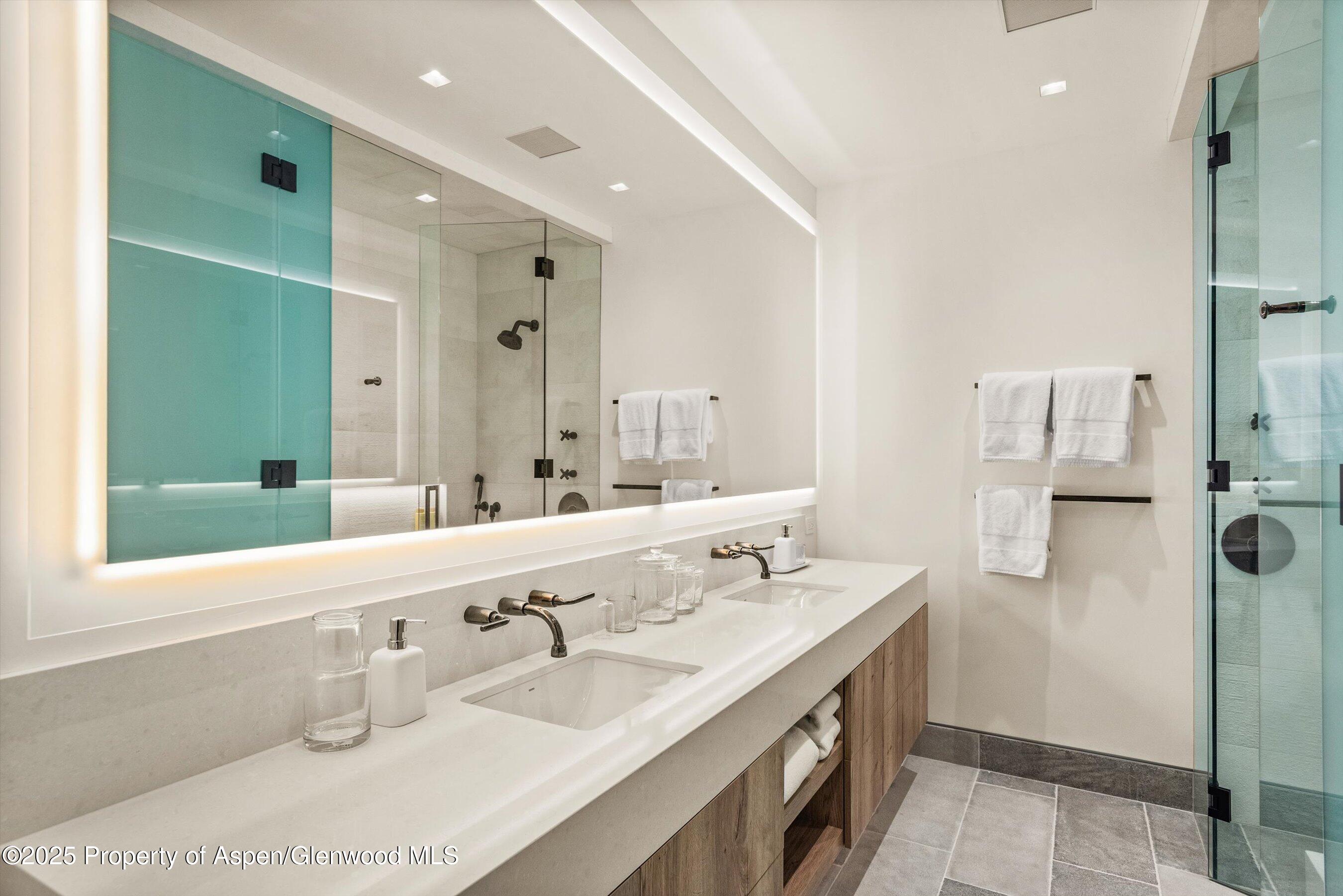 549 Walnut Street Property Photo 25
