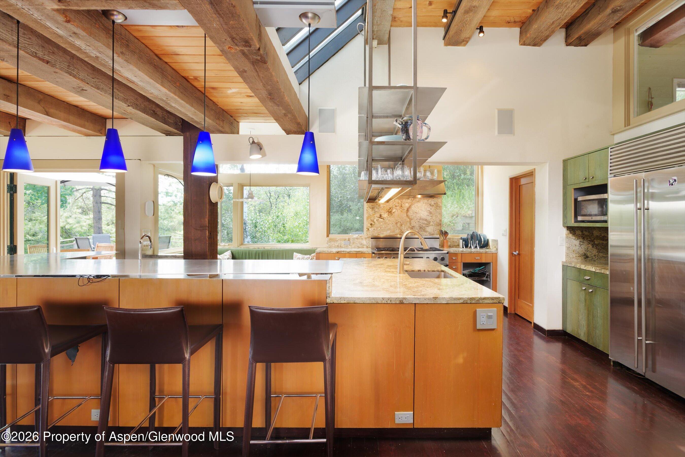 845 Aspen Oak Drive Property Photo 4