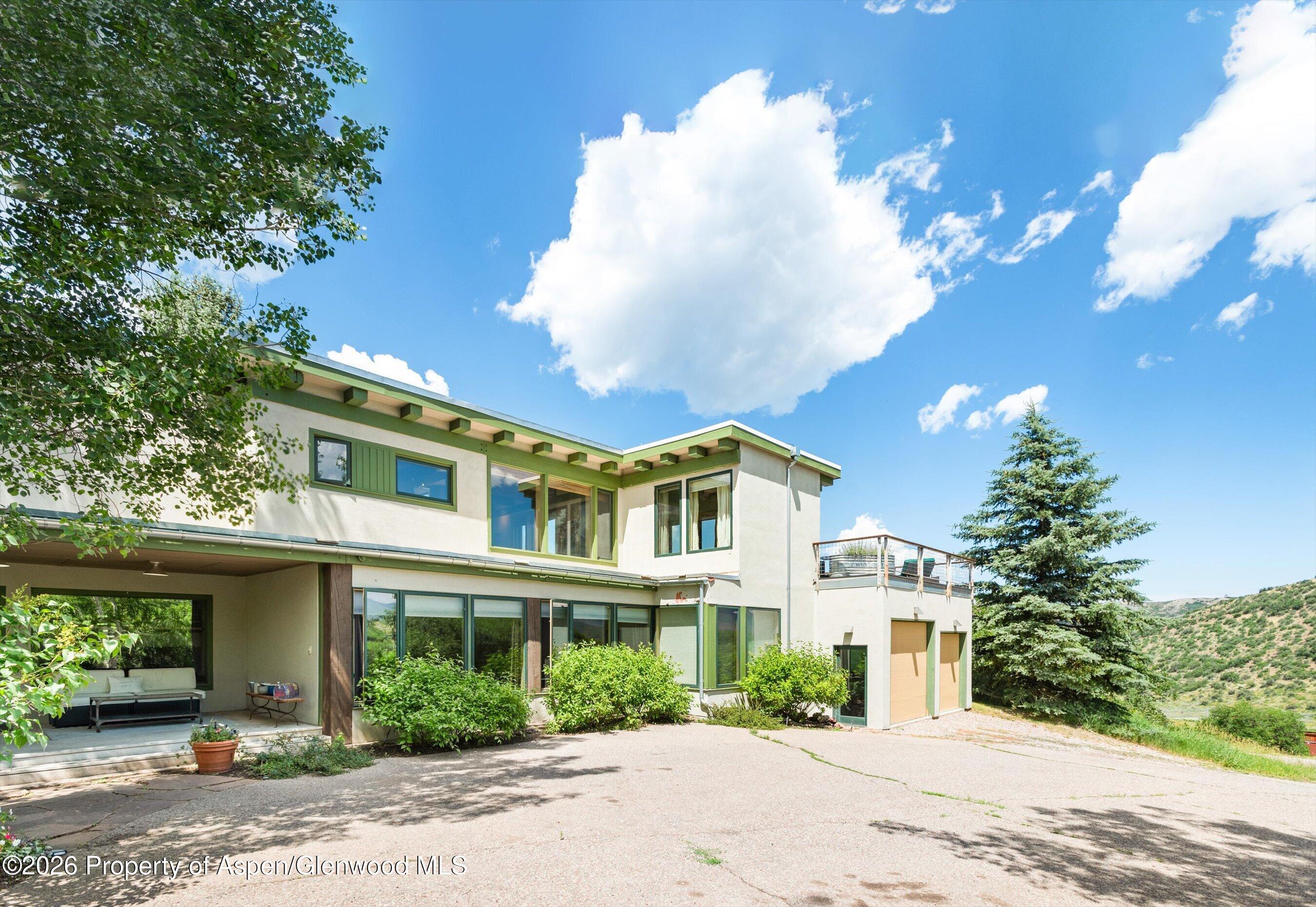 845 Aspen Oak Drive Property Photo 16