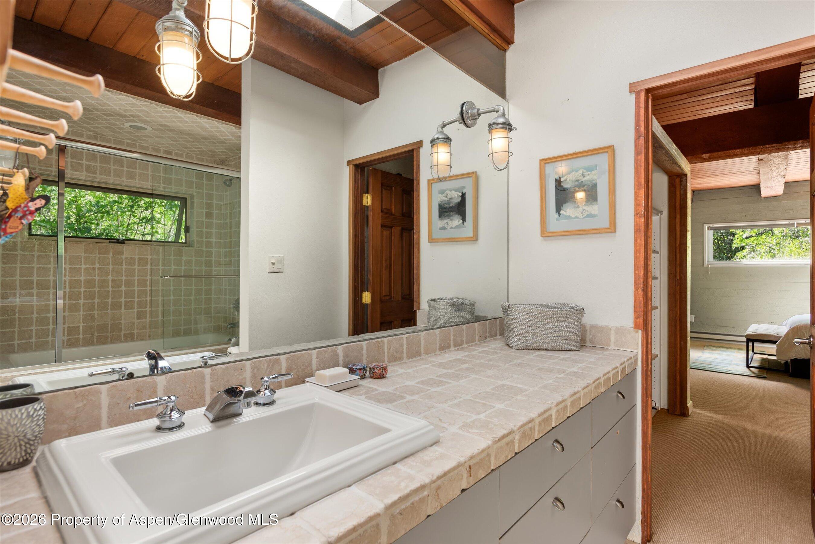 845 Aspen Oak Drive Property Photo 24
