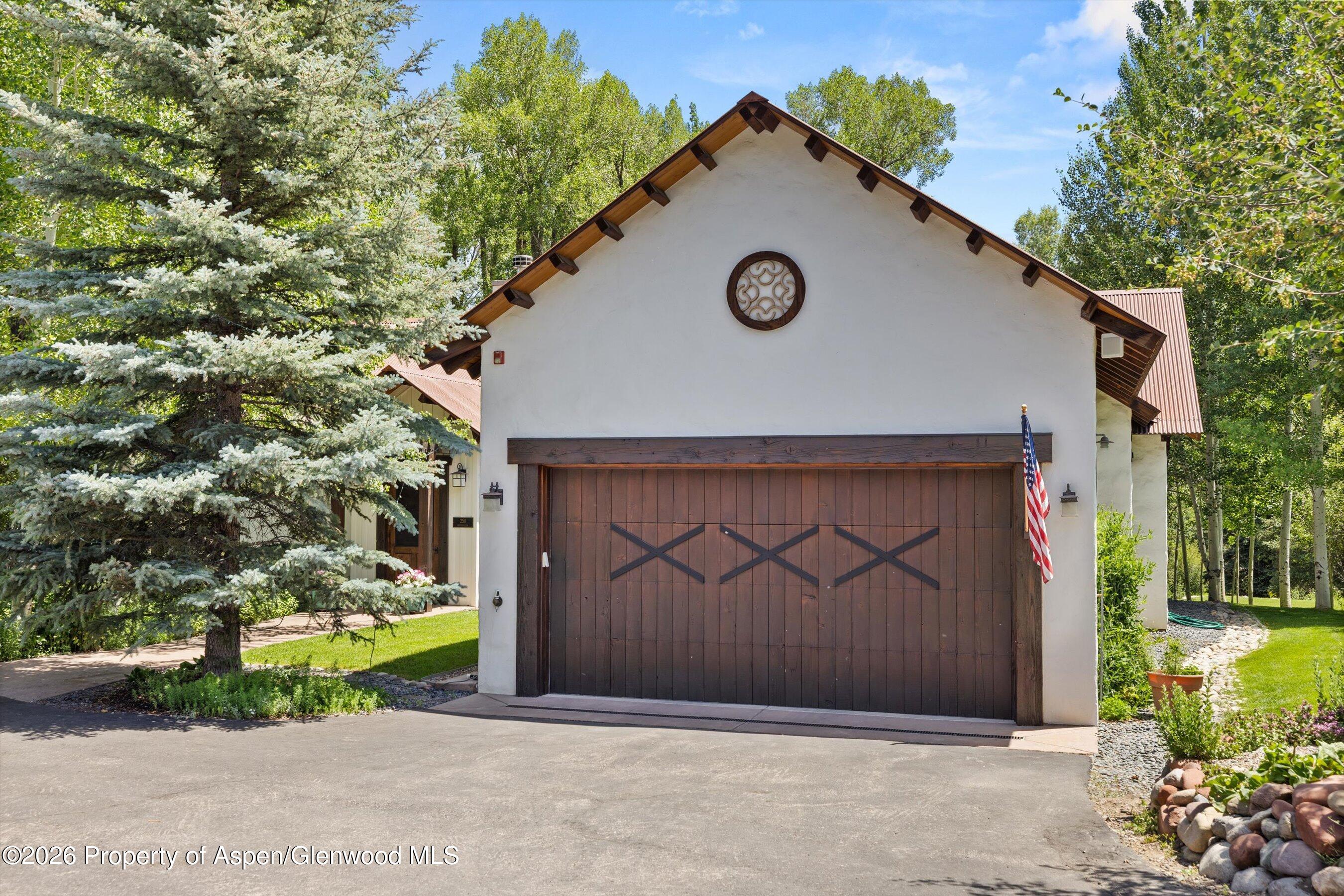 256 Twining Flats Road Property Photo 25