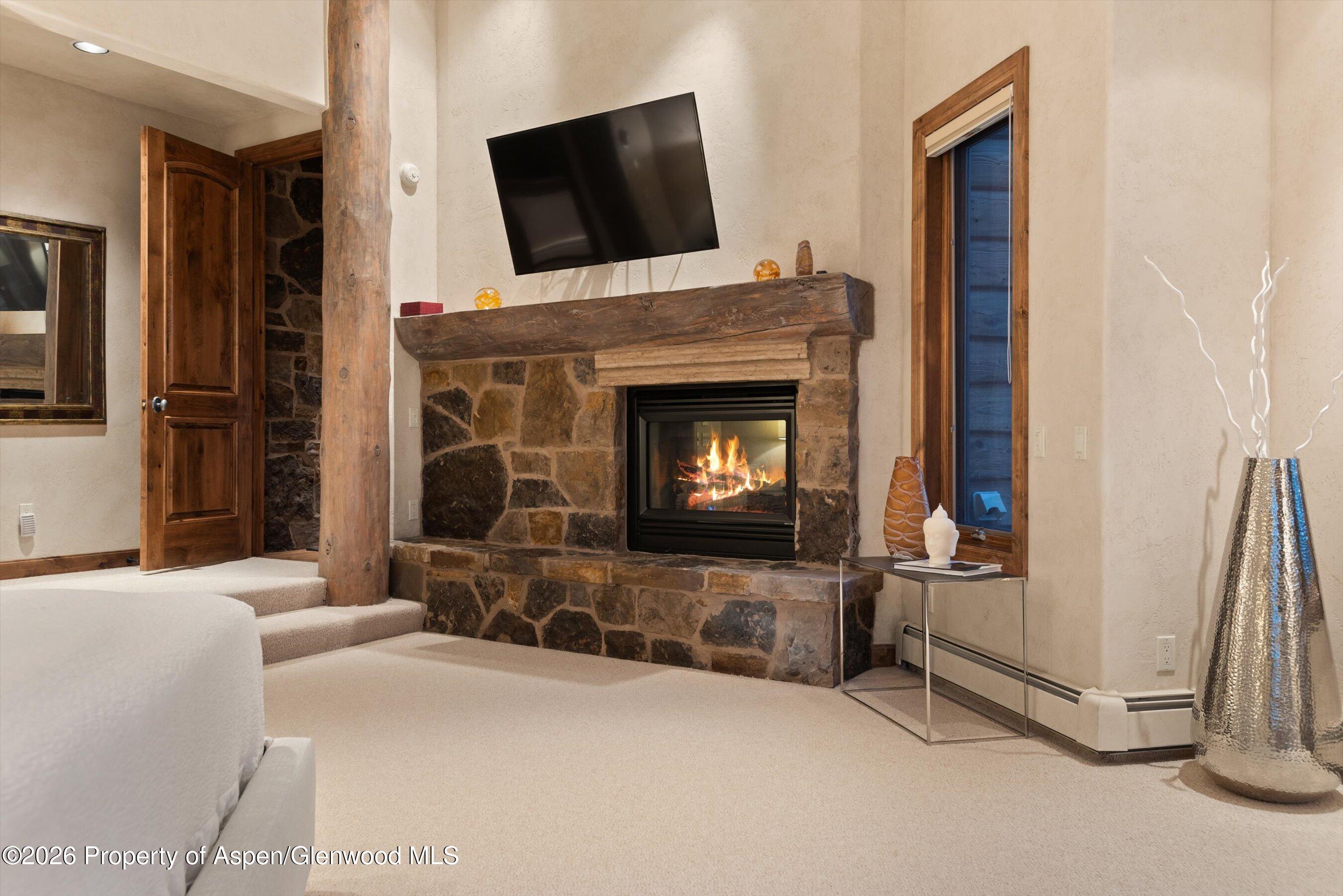 395 Silverlode Drive Property Photo 24
