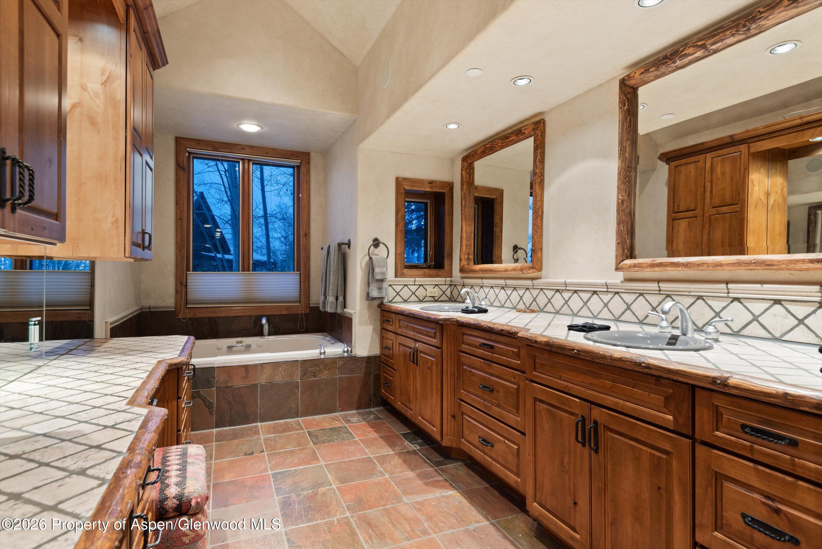 395 Silverlode Drive Property Photo 25