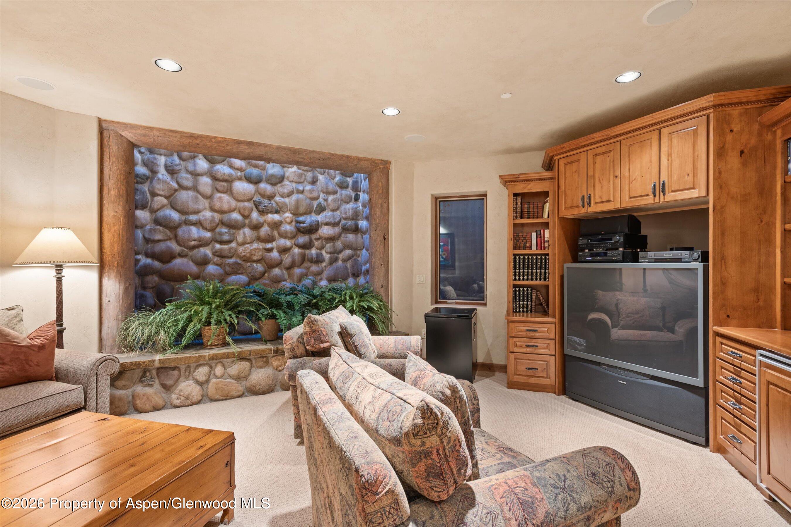 395 Silverlode Drive Property Photo 42