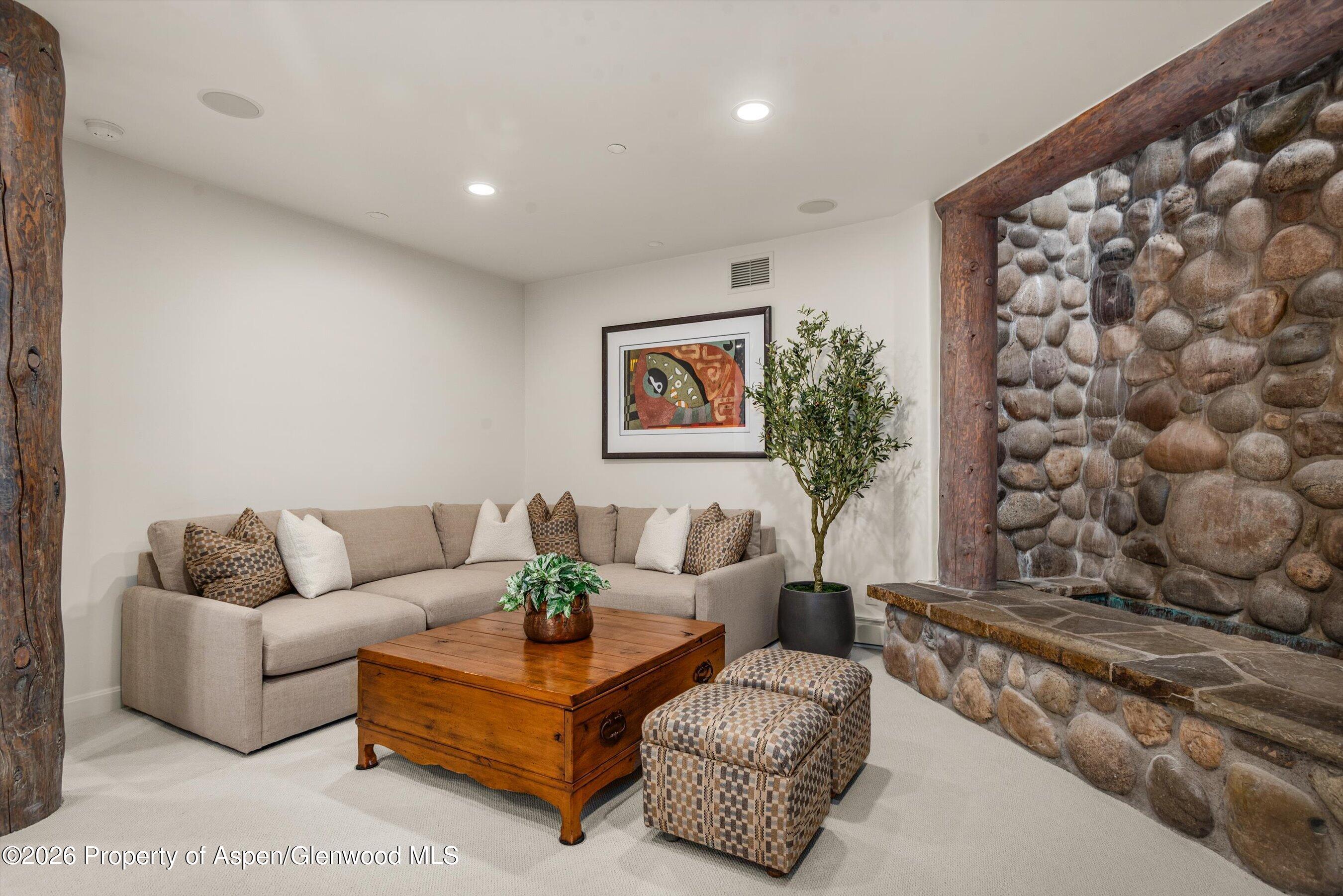 395 Silverlode Drive Property Photo 42