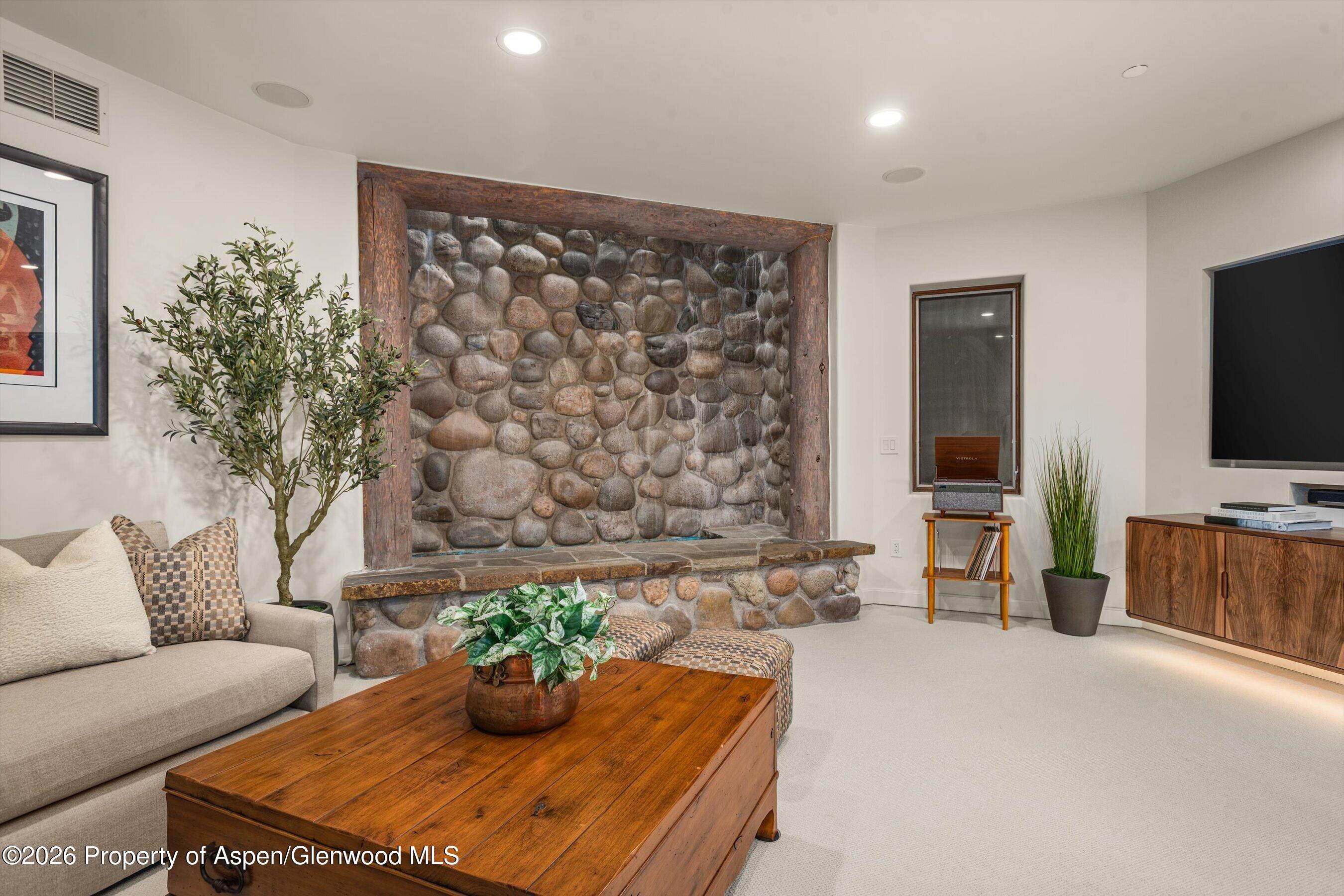 395 Silverlode Drive Property Photo 43