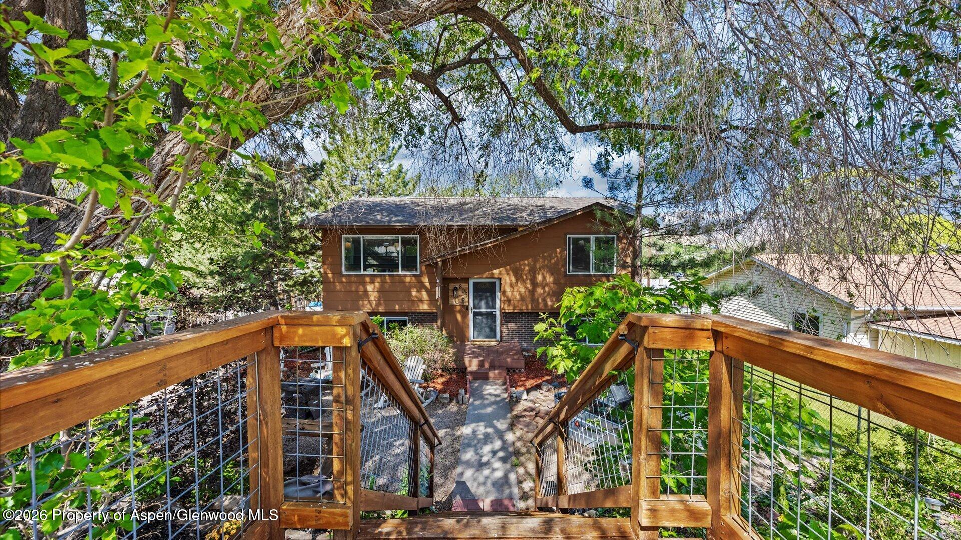 805 Munro Avenue Property Photo 3