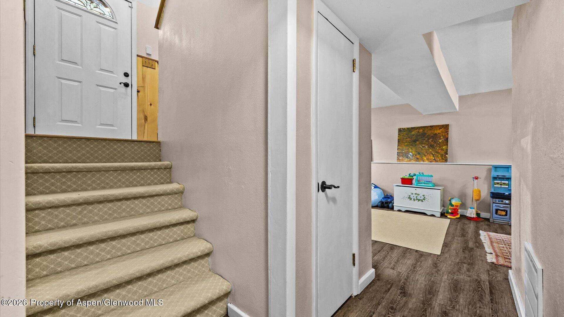 805 Munro Avenue Property Photo 10