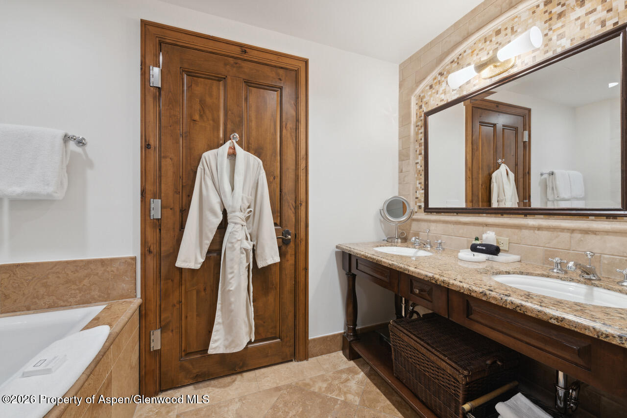 415 E Dean St., Unit 15 Property Photo 19