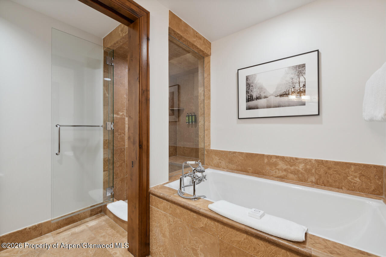 415 E Dean St., Unit 15 Property Photo 21