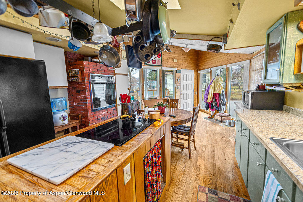 940 Wilson Street Property Photo 25