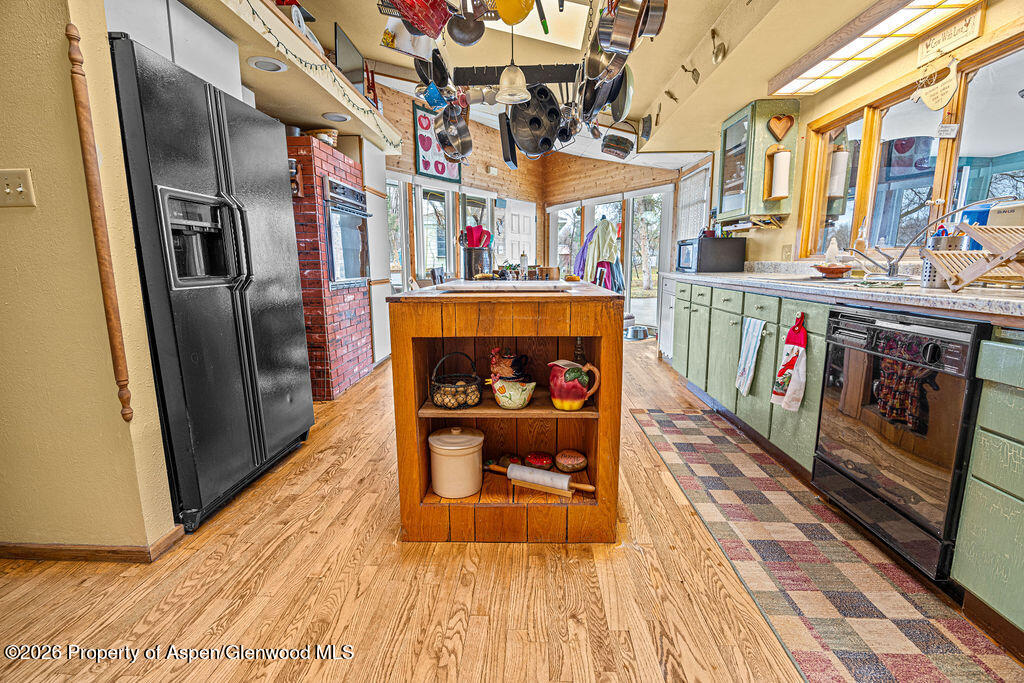 940 Wilson Street Property Photo 28