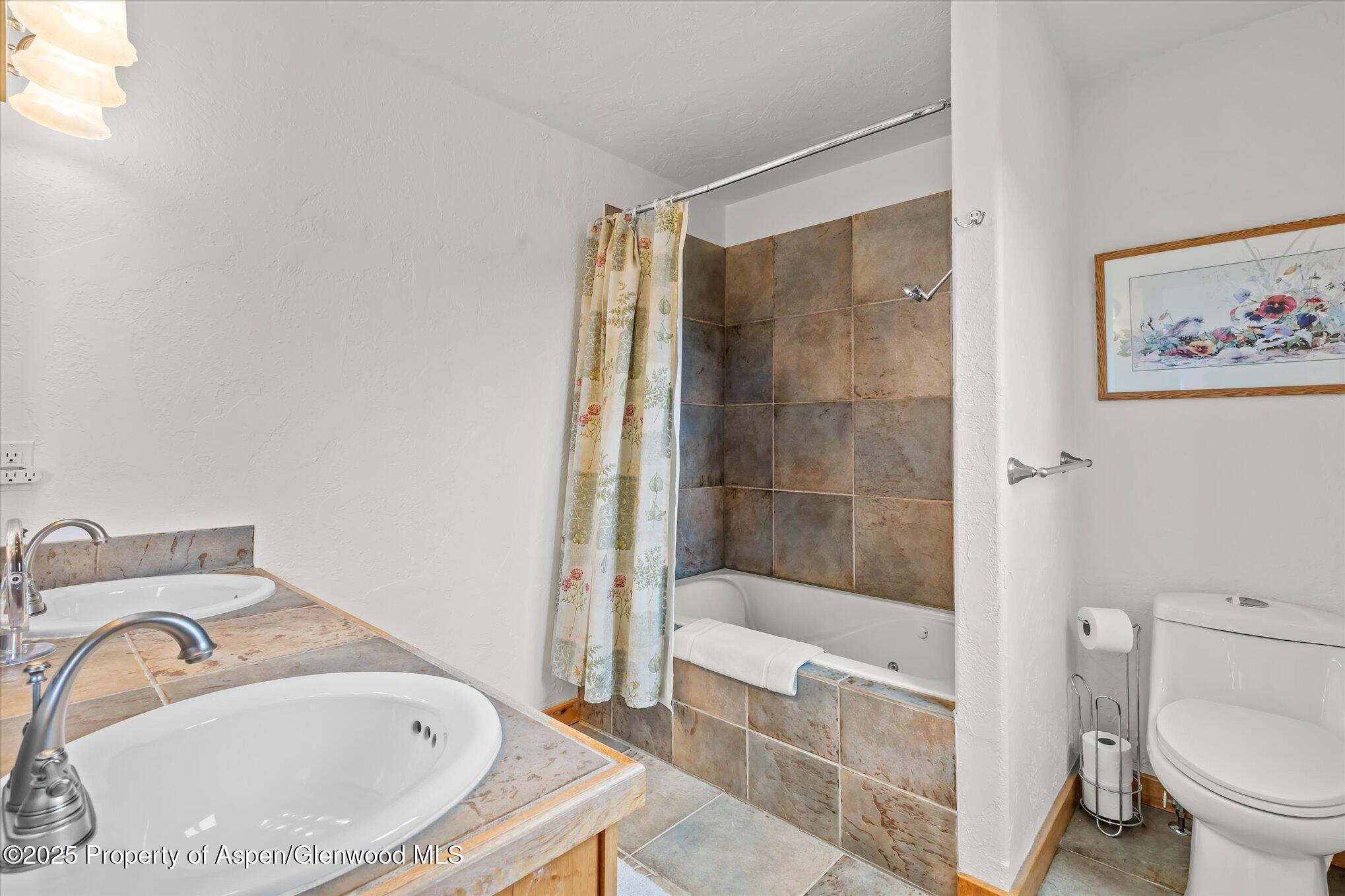 1088 Longview Circle 1 Property Photo 22