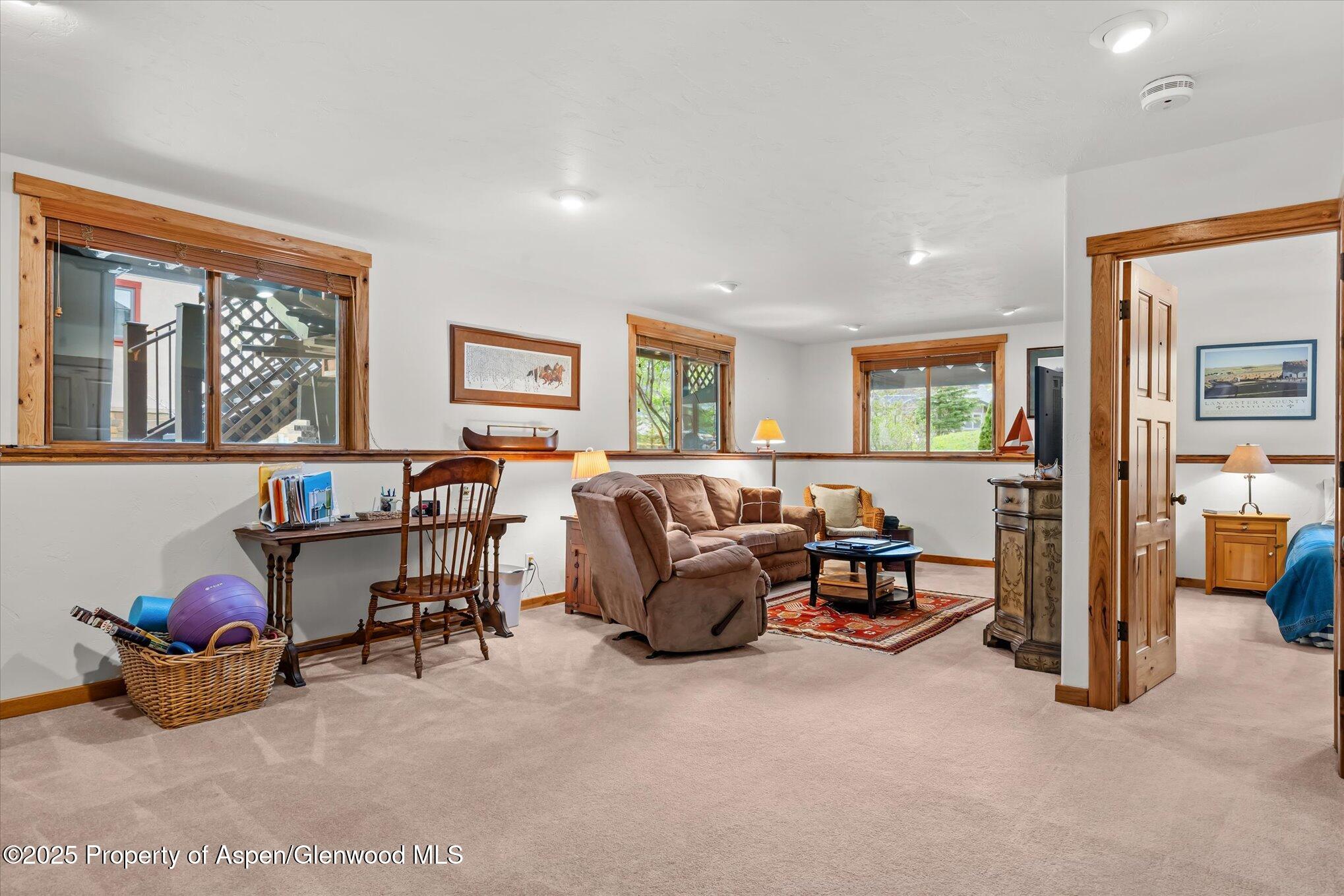 1088 Longview Circle 1 Property Photo 29