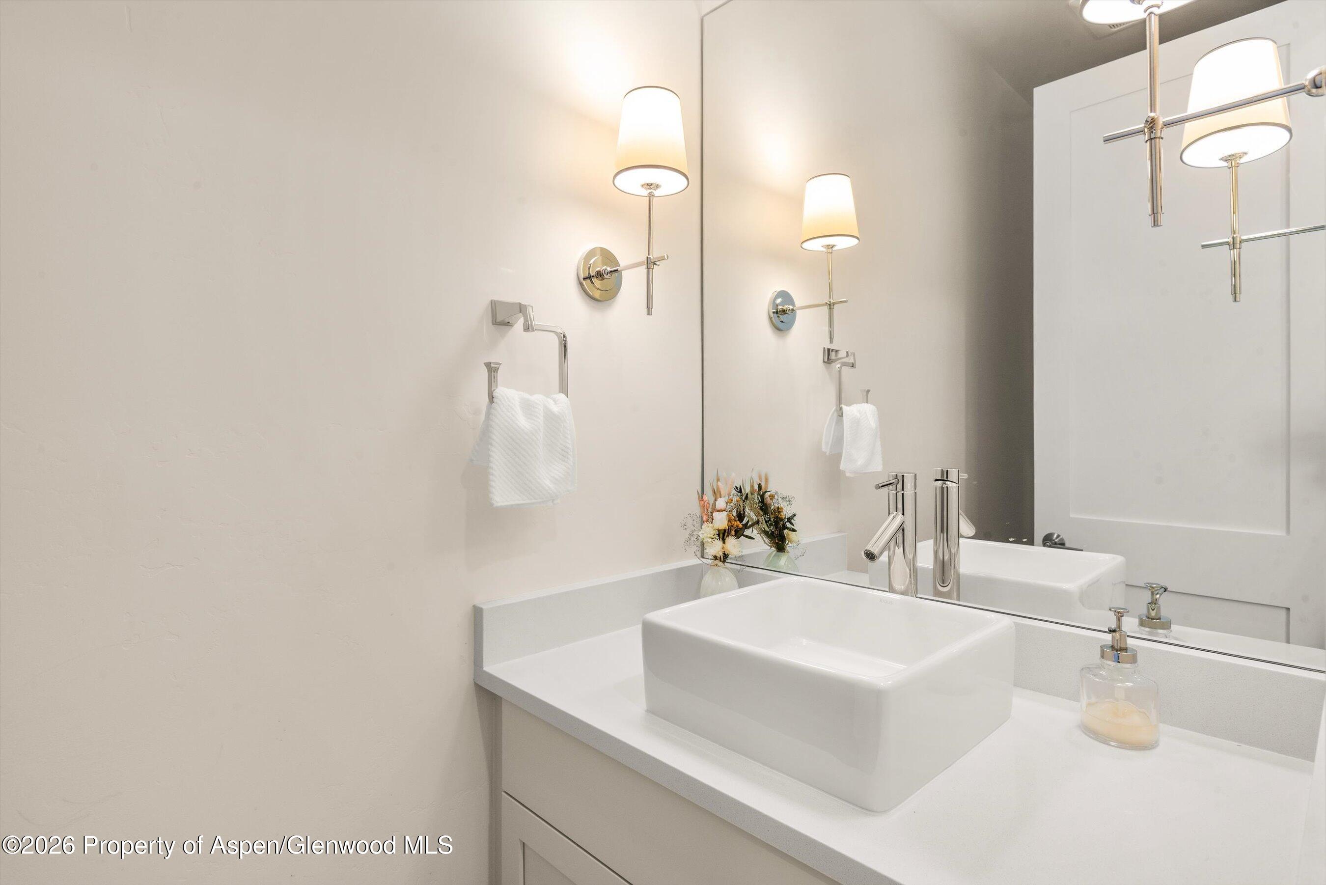 3420 Crystal Bridge Drive Property Photo 29