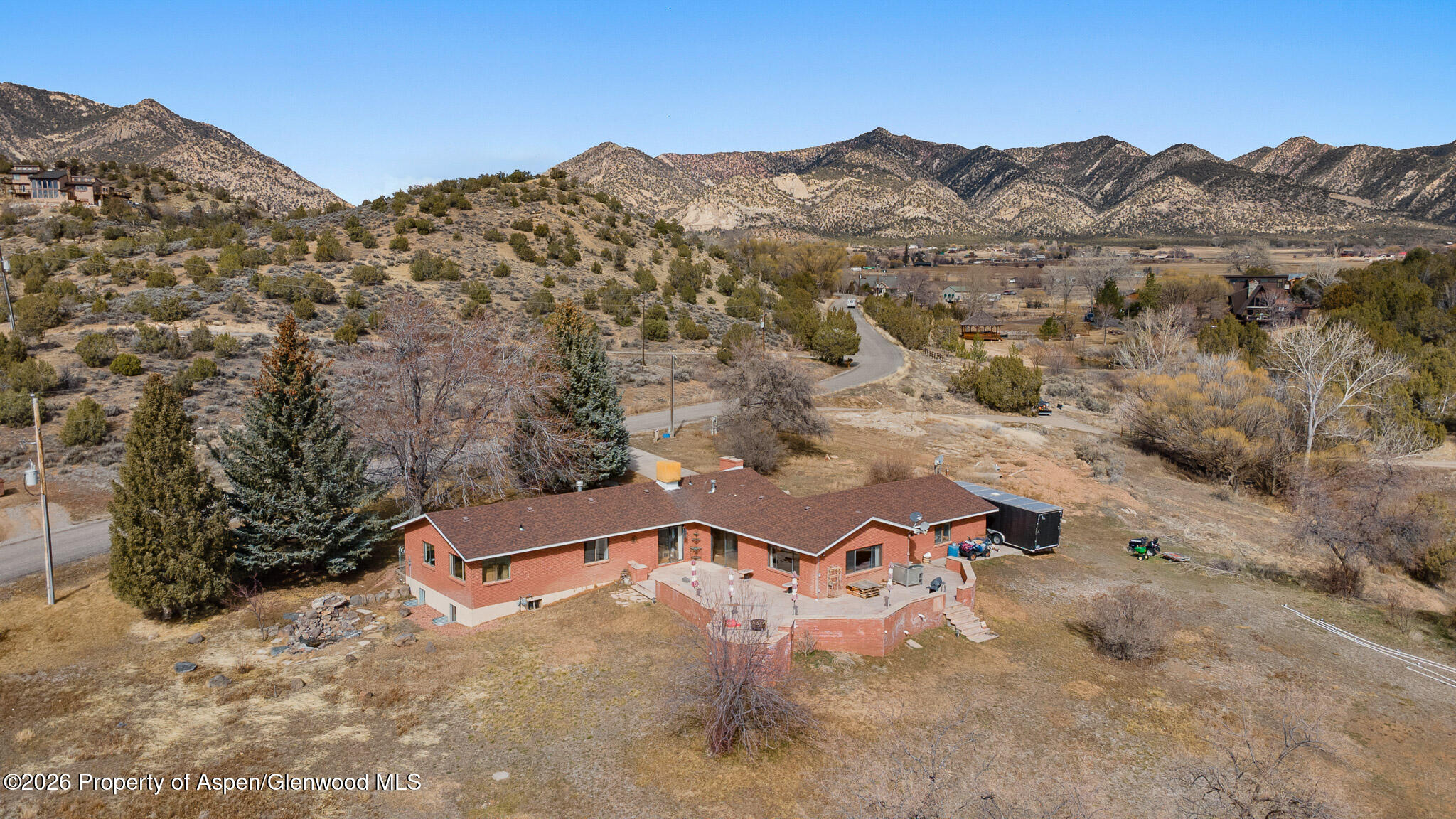 284 Panoramic Drive Property Photo 2