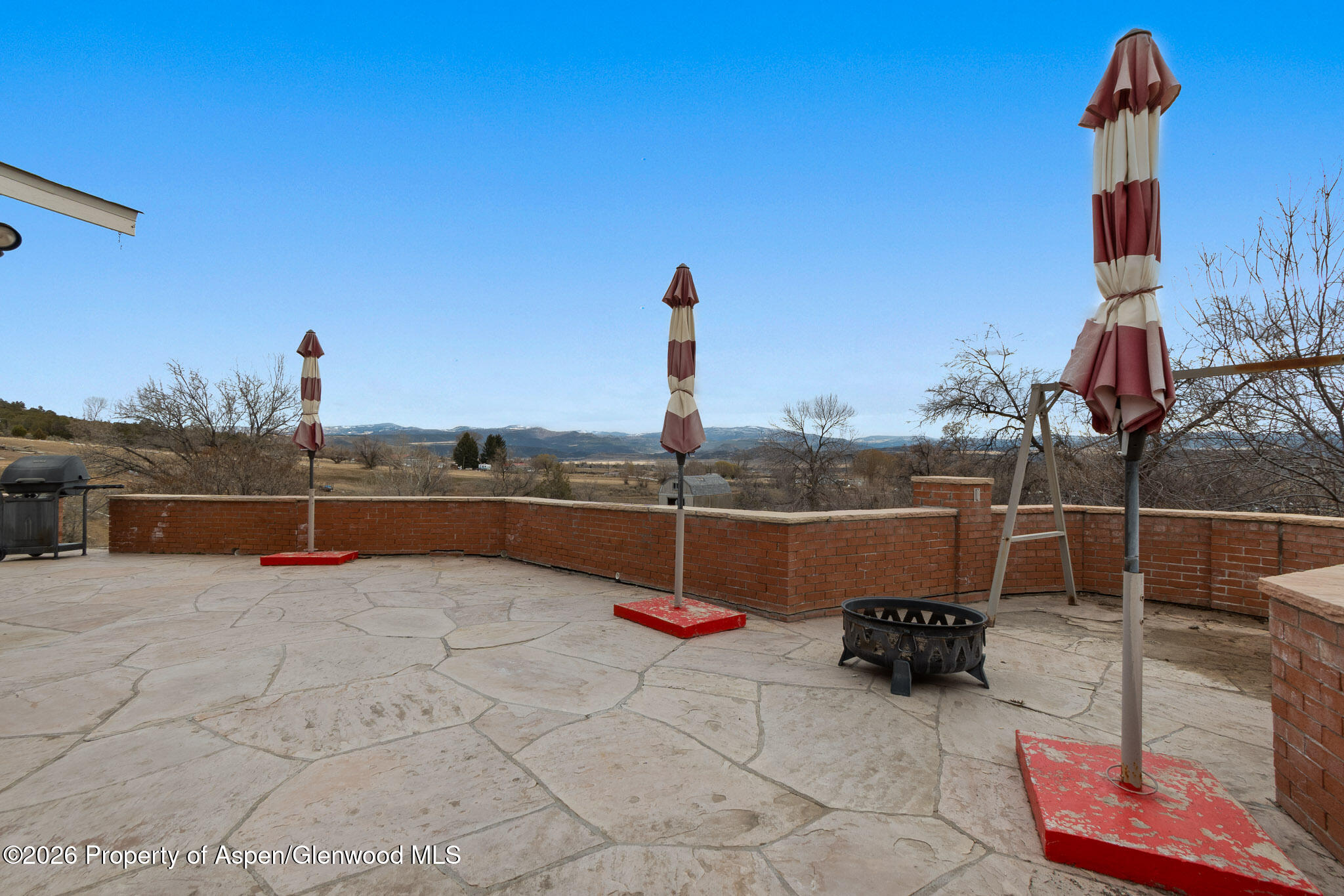 284 Panoramic Drive Property Photo 32