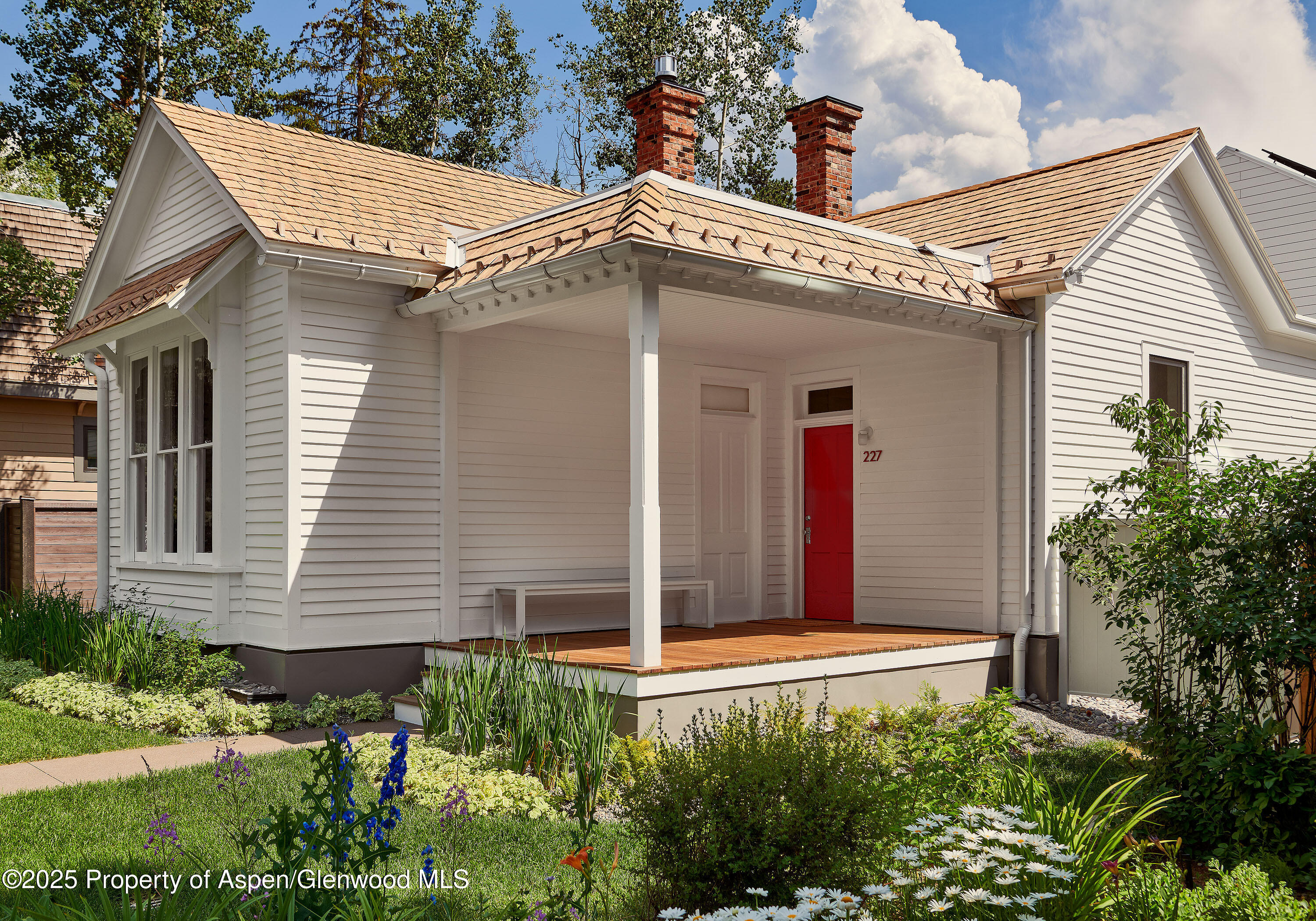 227 E Bleeker Street Property Photo 61