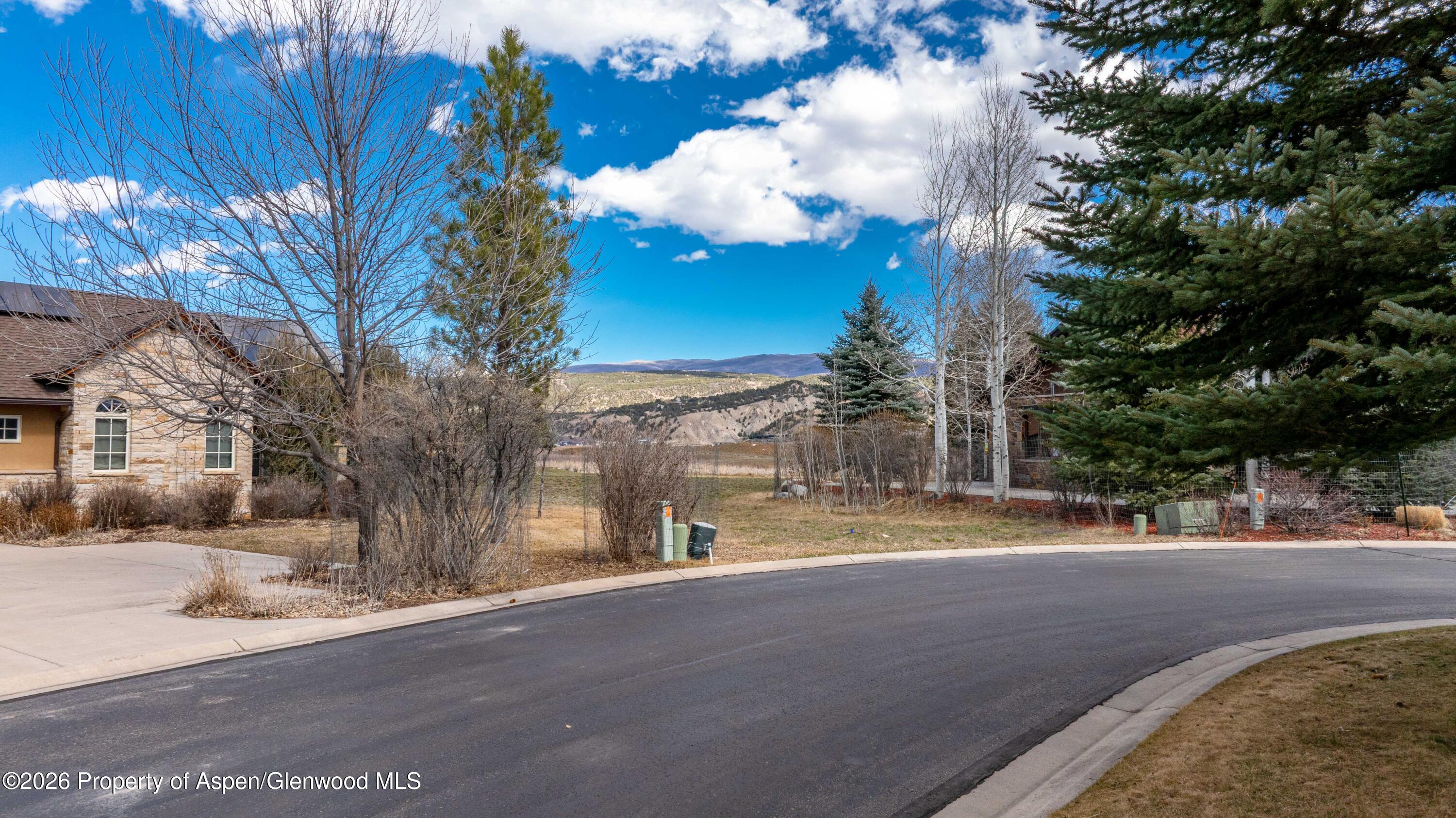 28 Spring Loop Property Photo 15