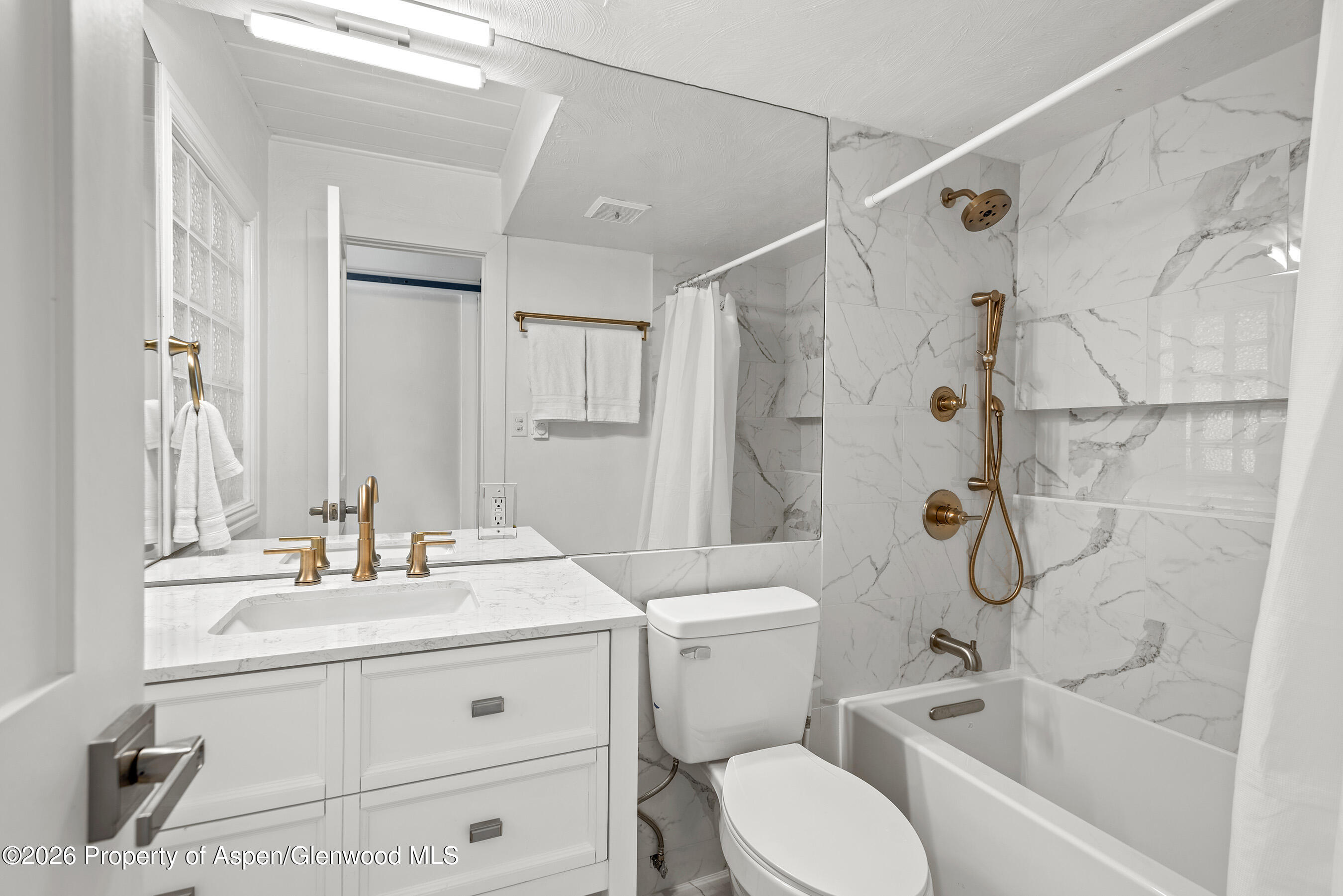 1024 E Cooper Avenue 2 Property Photo 17