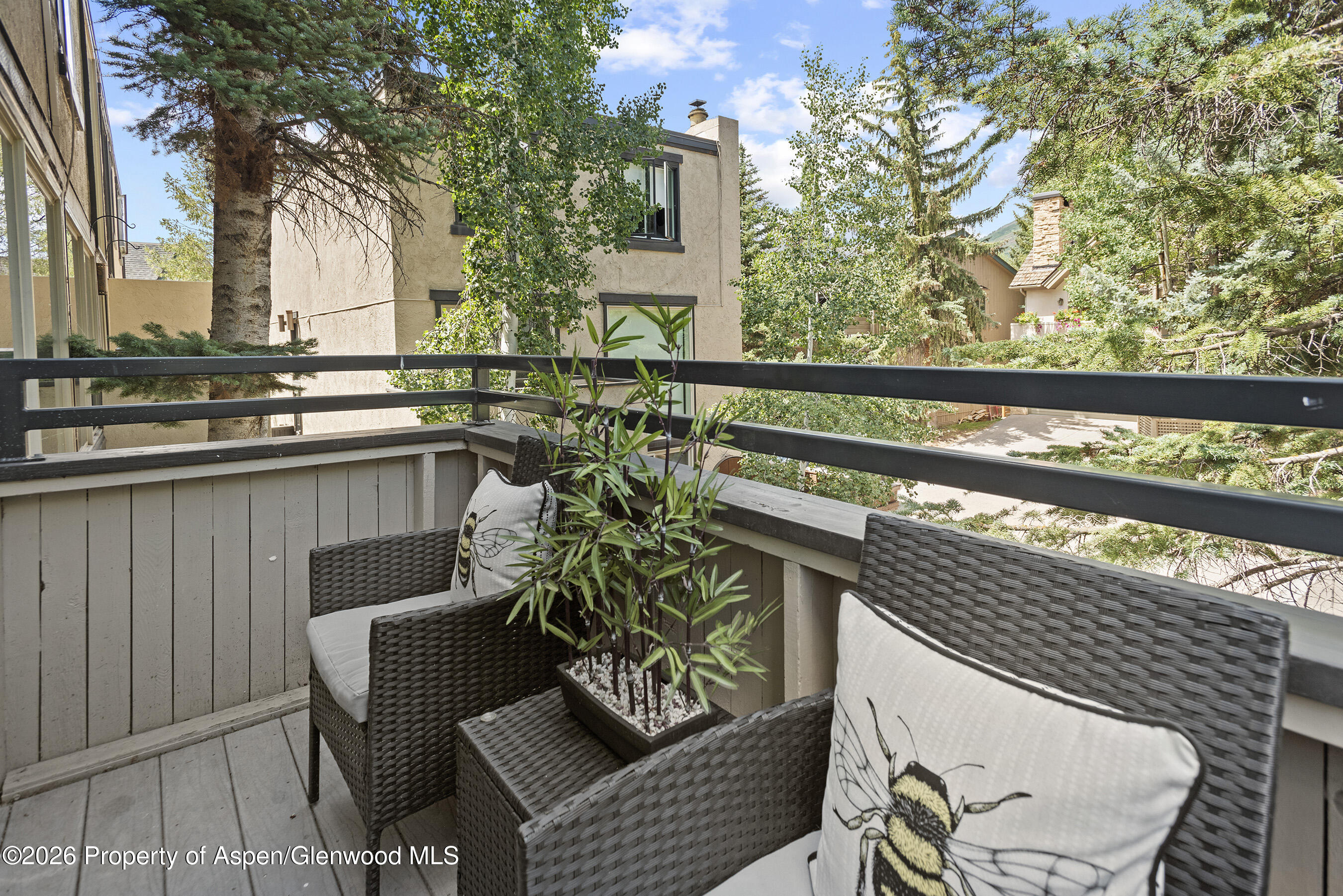 1024 E Cooper Avenue 2 Property Photo 18