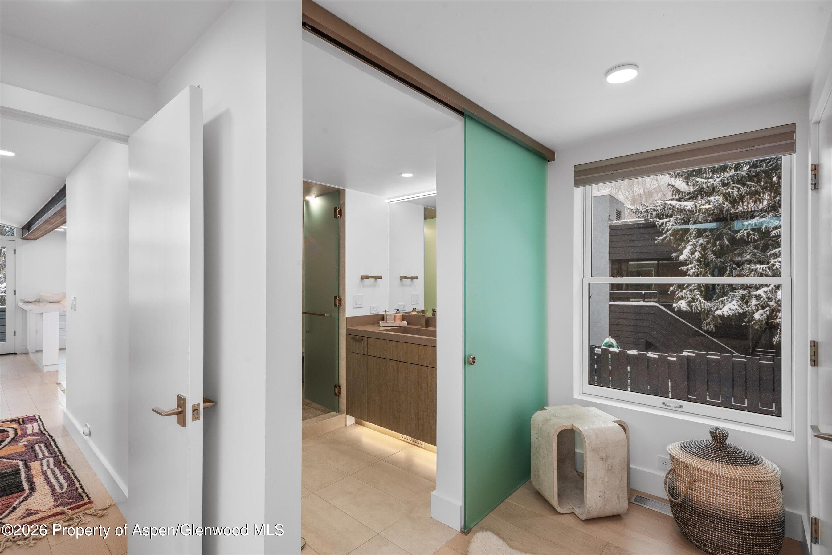 1001 E Cooper Avenue 1 Property Photo 11
