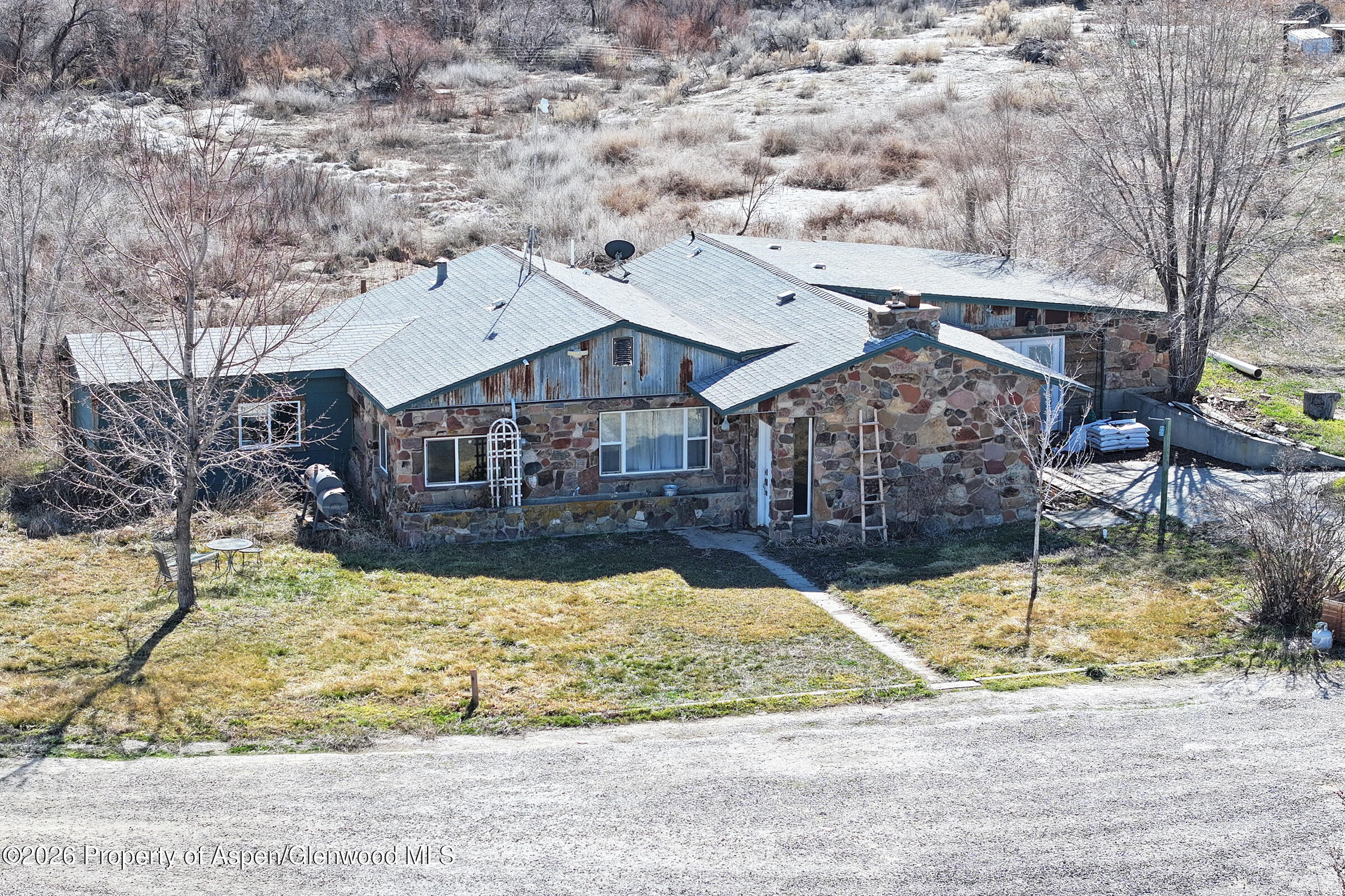 1537 19 Road Property Photo 1