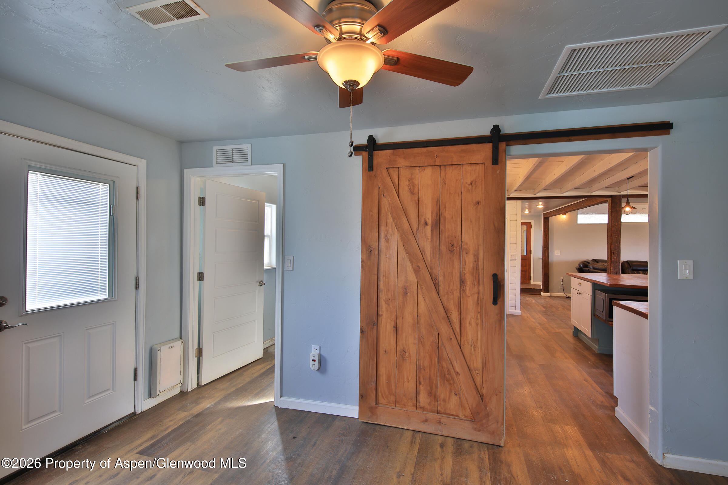 1537 19 Road Property Photo 16