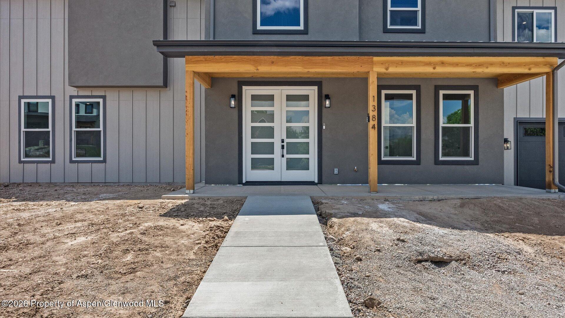 1384 Munro Avenue Property Photo 6