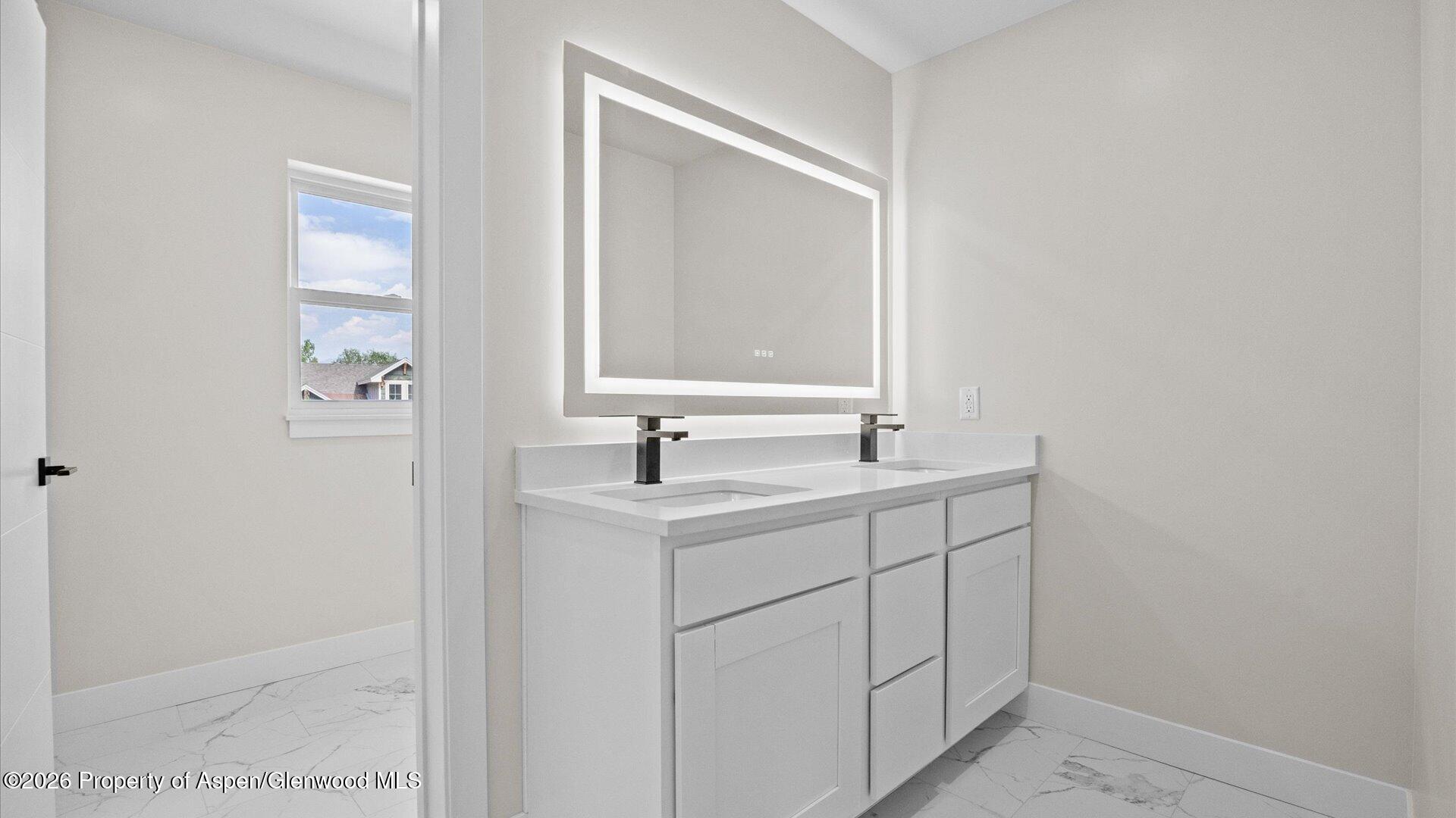 1384 Munro Avenue Property Photo 34