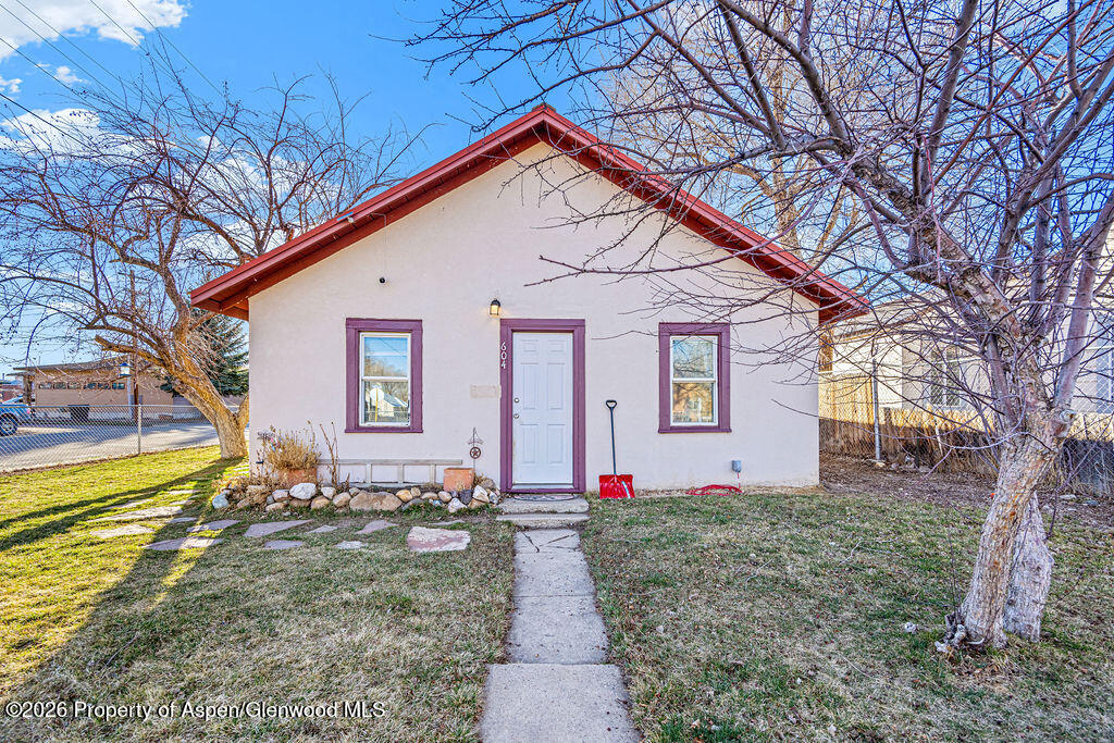 604 Tucker Street Property Photo 3