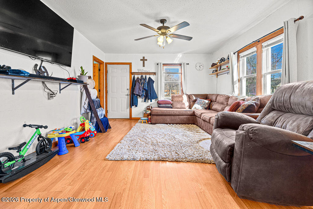 604 Tucker Street Property Photo 6