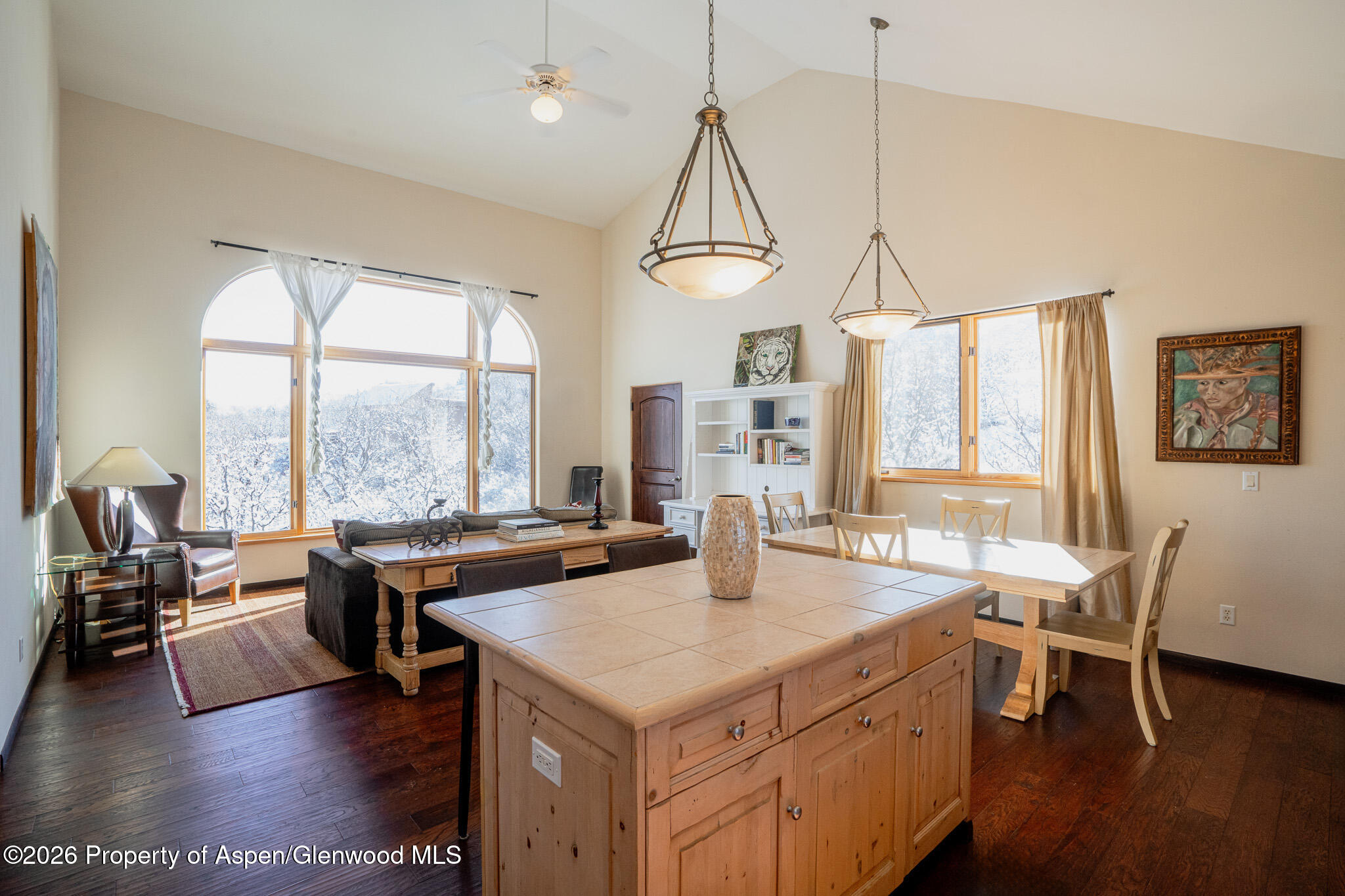 2310 Juniper Hill Drive Property Photo 7